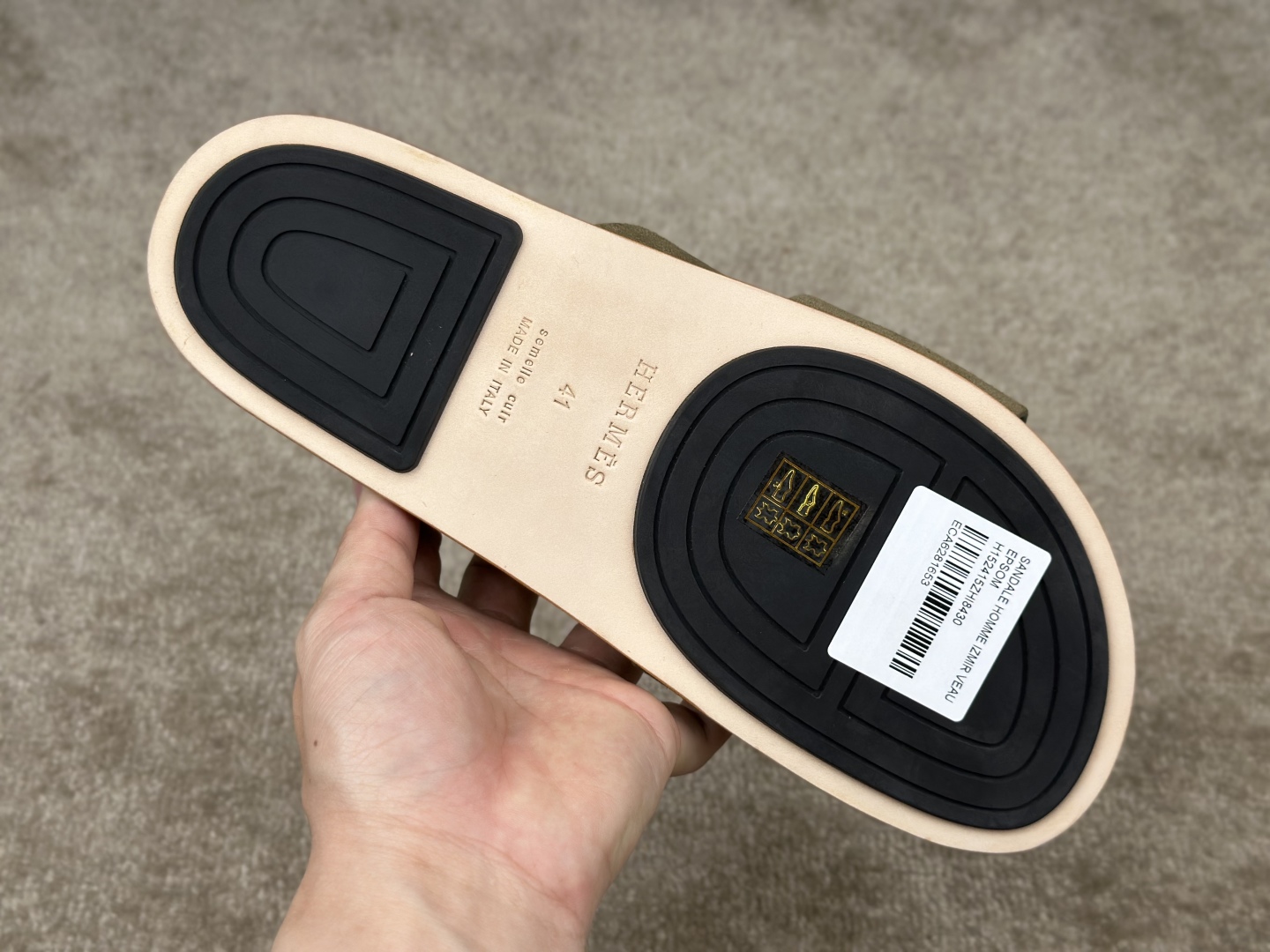 Hermès Sandal: Leather Upper, Iconic 'H' Cutout, Comfortable Slide – Sizes 38-47 9 cmp i1741973880172 1506 0 7