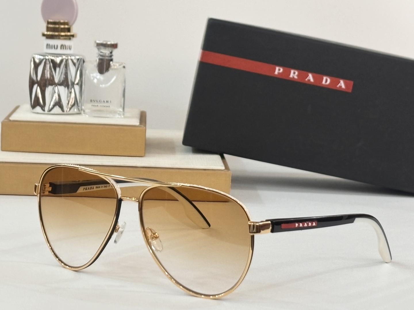  TOP quality
PRADA 
PS52WS
Size61-14-145
