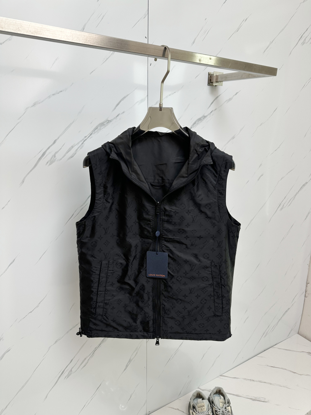 NO:120504,LV 25 latest vests 48-56,,louis vuitton,alexander wang19860909LV 25 款最新马甲 码数 48—56,,louis vuitton,alexander wang,Men's clothing