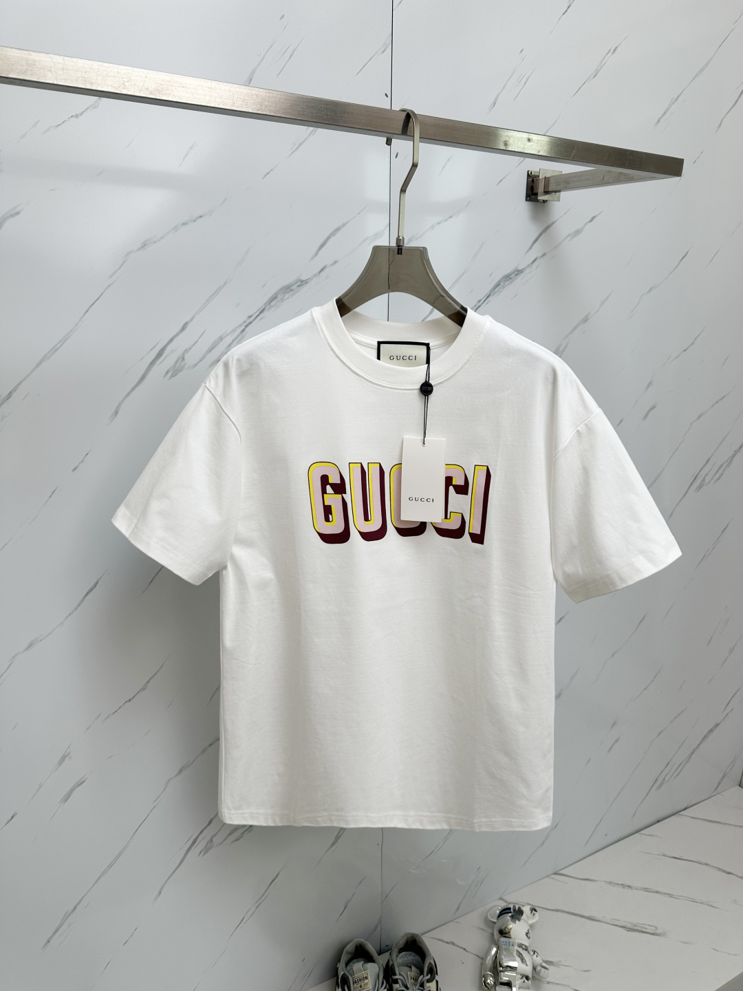 NO:128074,High-end quality 25SS autumn and winter new product base short sleeves, high quality, moderate thickness, high comfort, MP washable and durable, autumn items, good winter base products, must be spare for two pieces. Special recommendations from relatives and friends, gifts are also the best choice!  S-3XL, T-shirt,alexander wang19860909高端品质 25SS秋冬新品打底短袖 质量杠杠的 厚度弹性适中 舒适性高 MP耐洗耐穿 秋季单品 冬季打底佳品 务必人手两件备用 亲戚好友特别推荐款 送礼也是最佳选择！ 码数S—3XL,,T-shirt,alexander wang,Men's clothing