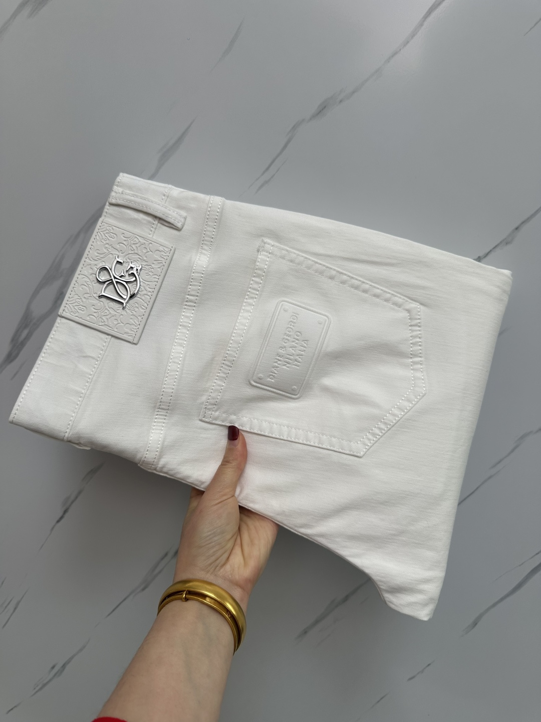 NO:161202,DG official website counter is available at the same time, original singles are ruthless, super stylish jeans, customized original washing denim fabric, unique design, top-grade printing craft letter pattern logo, original hardware and auxiliary decoration, extremely superior jeans, the materials and craftsmanship are extremely luxurious and exquisite, extremely high-end, handsome and stylish, recommended, digits 29-38, Dolce & Gabbana, jeans, alexander wang19860909DG 官网专柜同步有售,原单狠货,超级有范儿的一款牛仔裤,定制原版水洗牛仔面料,独特设计,顶级印花工艺字母图案logo,原版五金辅料装饰,极为翘楚的一款牛仔裤,用料与工艺都极致奢华精湛,档次极高,上身帅气有型,推荐,码数29—38,,Dolce&Gabbana,jeans,alexander wang,Men's clothing