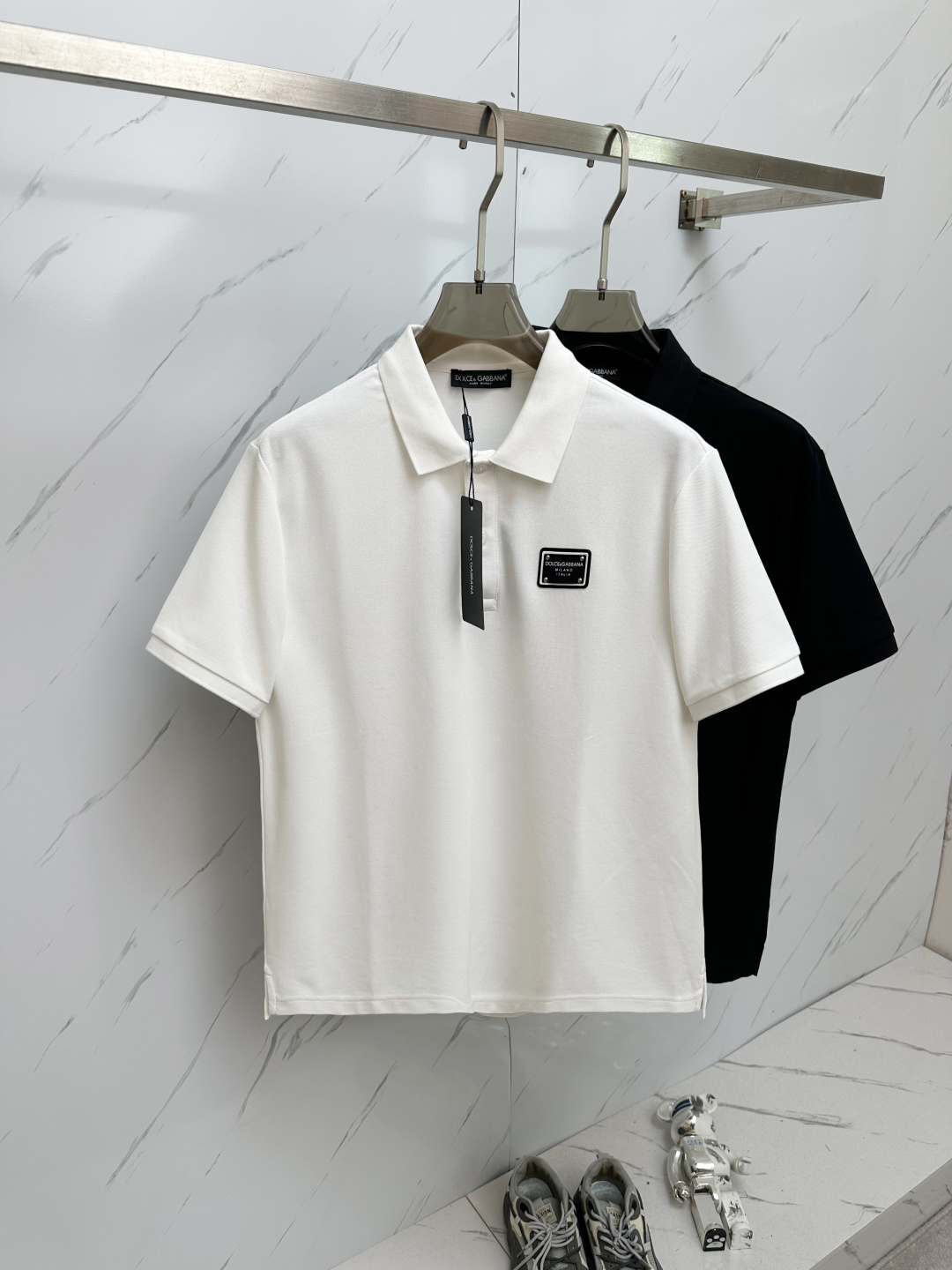 NO:482876,DG's latest and most top version of Polo shirt short sleeves, the best quality. Jade silk has the best production process imported fabrics, unique design of the counter model, imported high-end custom imported feel first-class!  !  Code number M-3XL, T-shirt,alexander wang19860909DG 最新最顶级版本Polo衫短袖,最顶级的品质.玉蚕丝 顶级制作工艺进口面料,专柜款独特设计,采用进口高端订制进口手感一流！！码数M—3XL,,T-shirt,alexander wang,Men's clothing