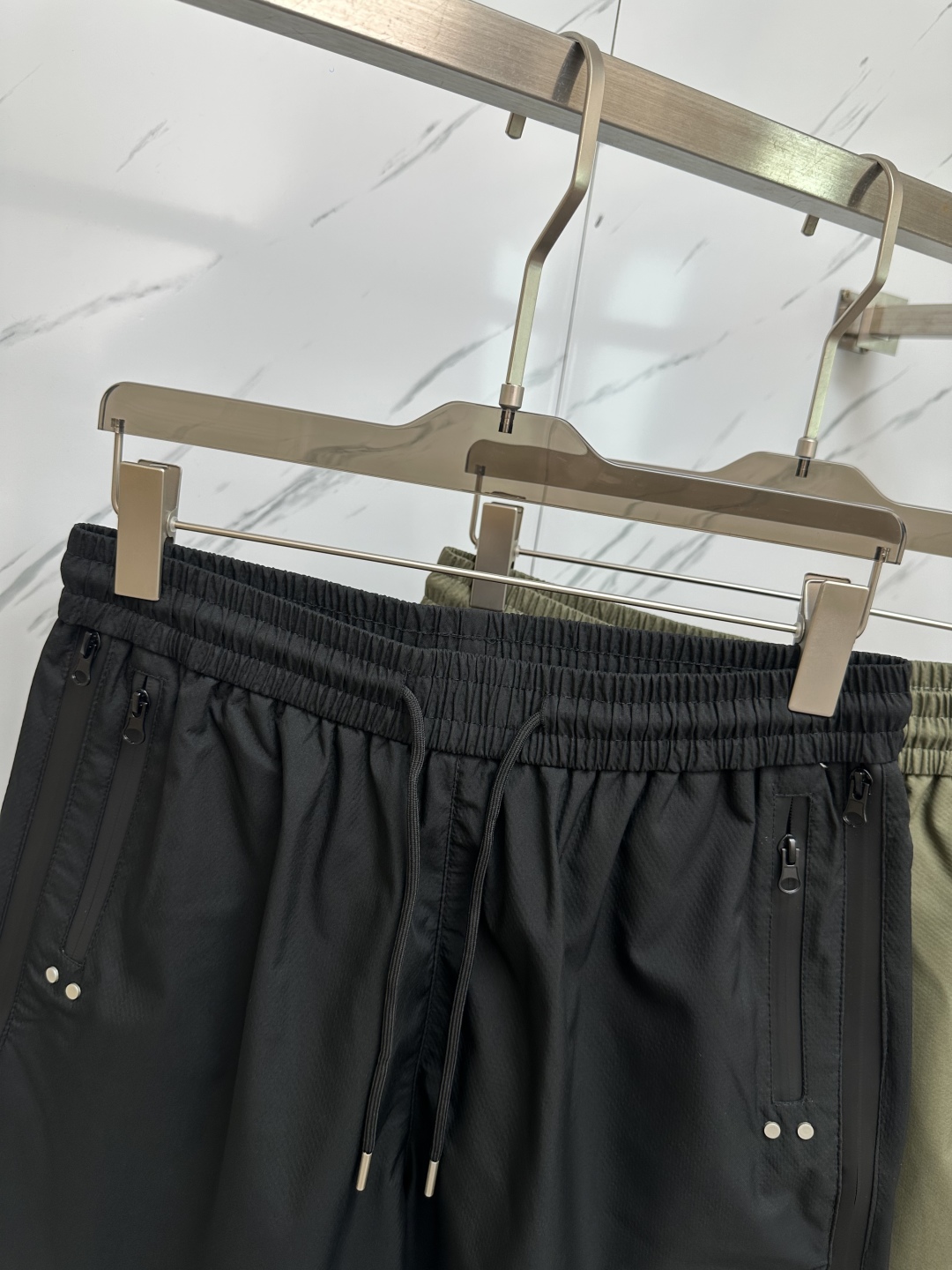 Gucci High-Density Fabric Shorts - Stylish Unisex Design, Sizes M-2XL 3 cmp i1745234628594 1134 0 1