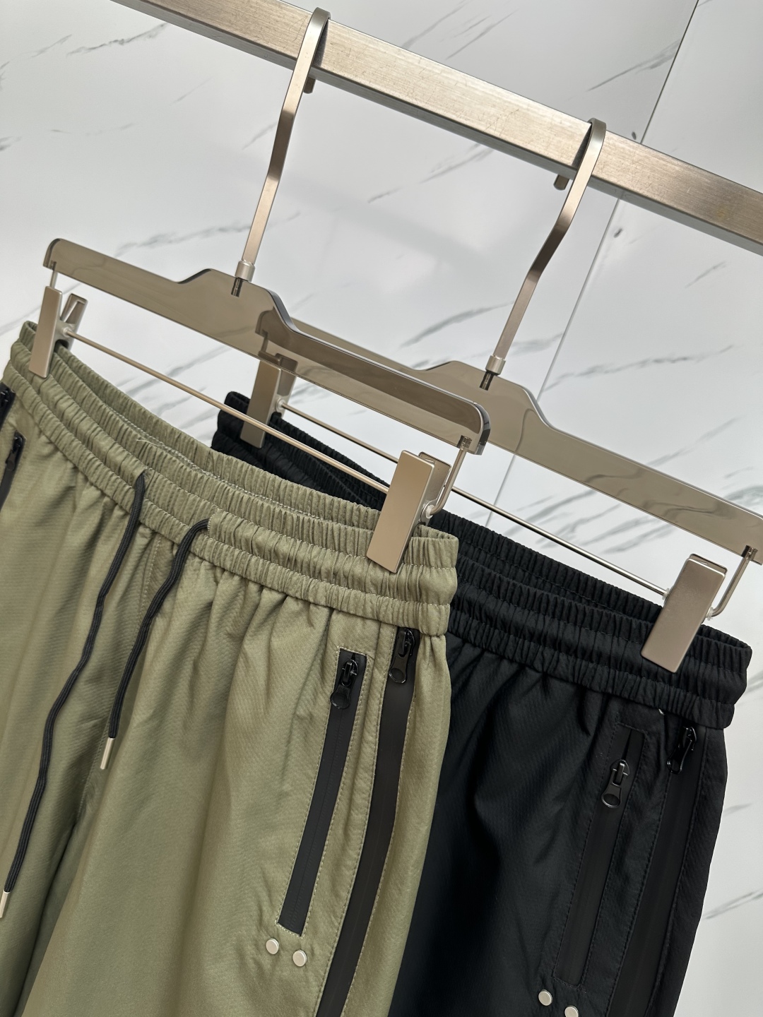 Gucci High-Density Fabric Shorts - Stylish Unisex Design, Sizes M-2XL 9 cmp i1745234628612 3178 0 7