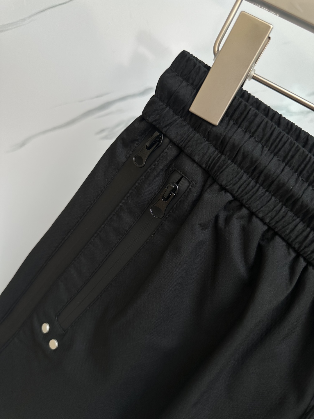 Gucci High-Density Fabric Shorts - Stylish Unisex Design, Sizes M-2XL 6 cmp i1745234630410 4476 0 4