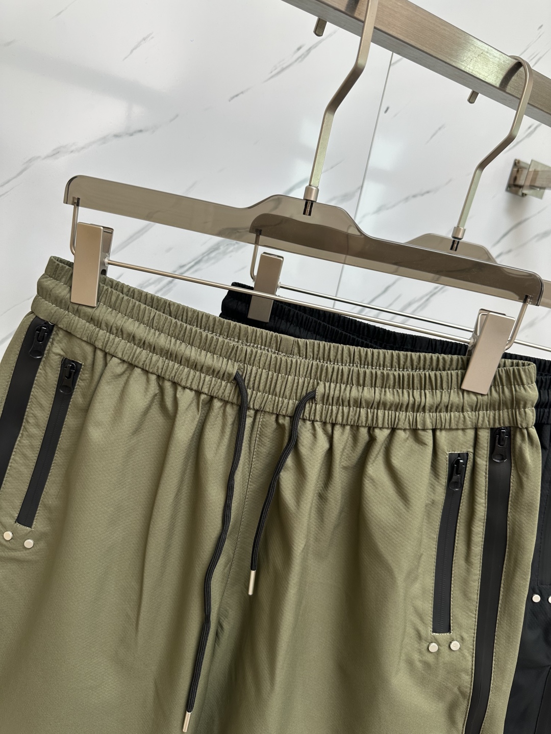Gucci Spring/Summer Shorts - High-Density Fabric, Trendy Unisex Design 3 cmp i1745234650642 6666 0 1