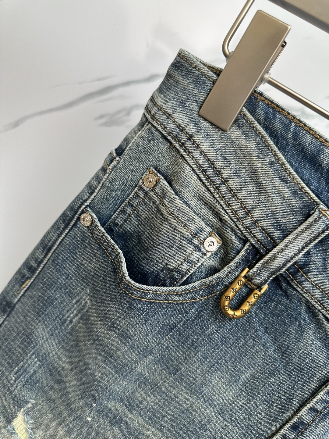 Louis Vuitton 2025 Classic Logo Denim Jeans,Original Design, Jeans Size 29-38 6 cmp i1745753930329 7544 0 4