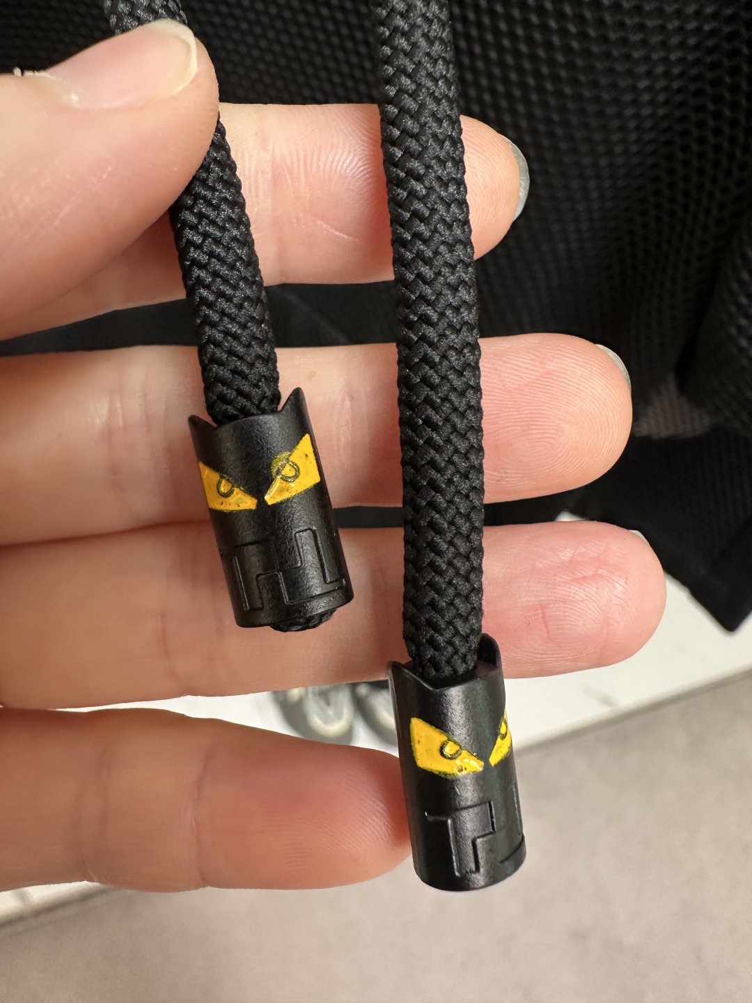 סט מכנסיים קצרים וקפוצ'ון שחור של Fendi לגברים - סט אופנתי ונוח 9 cmp i1745754020409 4891 0 7