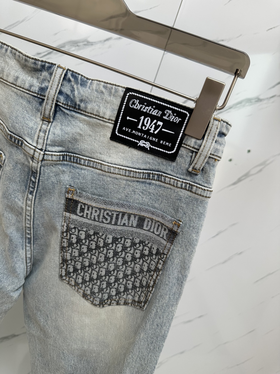 Dior 2025 New Original Jeans, Classic Logo Design, Full Label, Denim Fabric 9 cmp i1745839861554 854 0 7