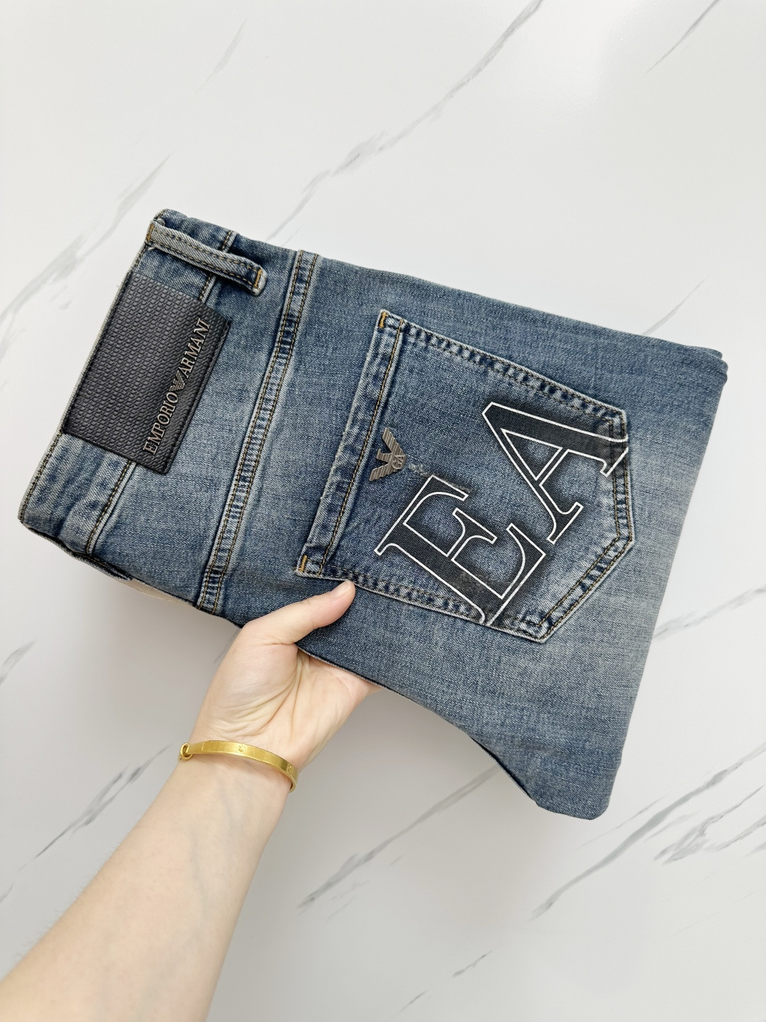 NO:155903,Original single jeans 2025 new product, original jeans original heavy industry creation, brand classic LOGO design, complete three standards!  Original hardware accessories. Customized denim fabrics for counters, completely suitable for counters. Welcome to try them on before purchasing them. Good goods are not afraid of comparison. Number 29-36, jeans, alexander wang19860909原单牛仔裤 2025新品,原版牛仔裤 原版重工打造,品牌经典LOGO设计,三标齐全！原版五金辅料.专柜定制牛仔面料,完全对版专柜,欢迎专柜试穿后再购买,好货不怕比.码数29-36,,jeans,alexander wang,Men's clothing