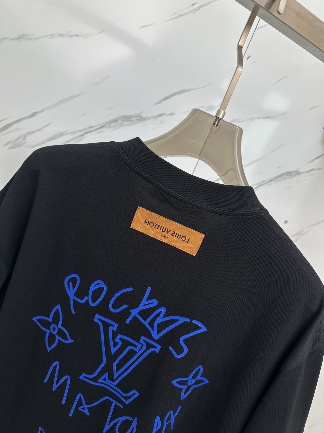 Louis Vuitton Men's Printed Short Sleeve T-Shirt - Casual & Stylish 7 cmp i1745840203053 959 0 5