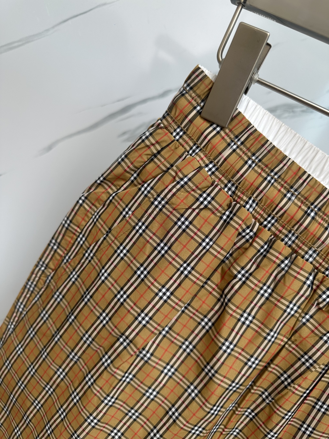 Burberry Men's Classic Checkered Shorts - Comfortable & Stylish 5 cmp i1747050826684 3153 0 3