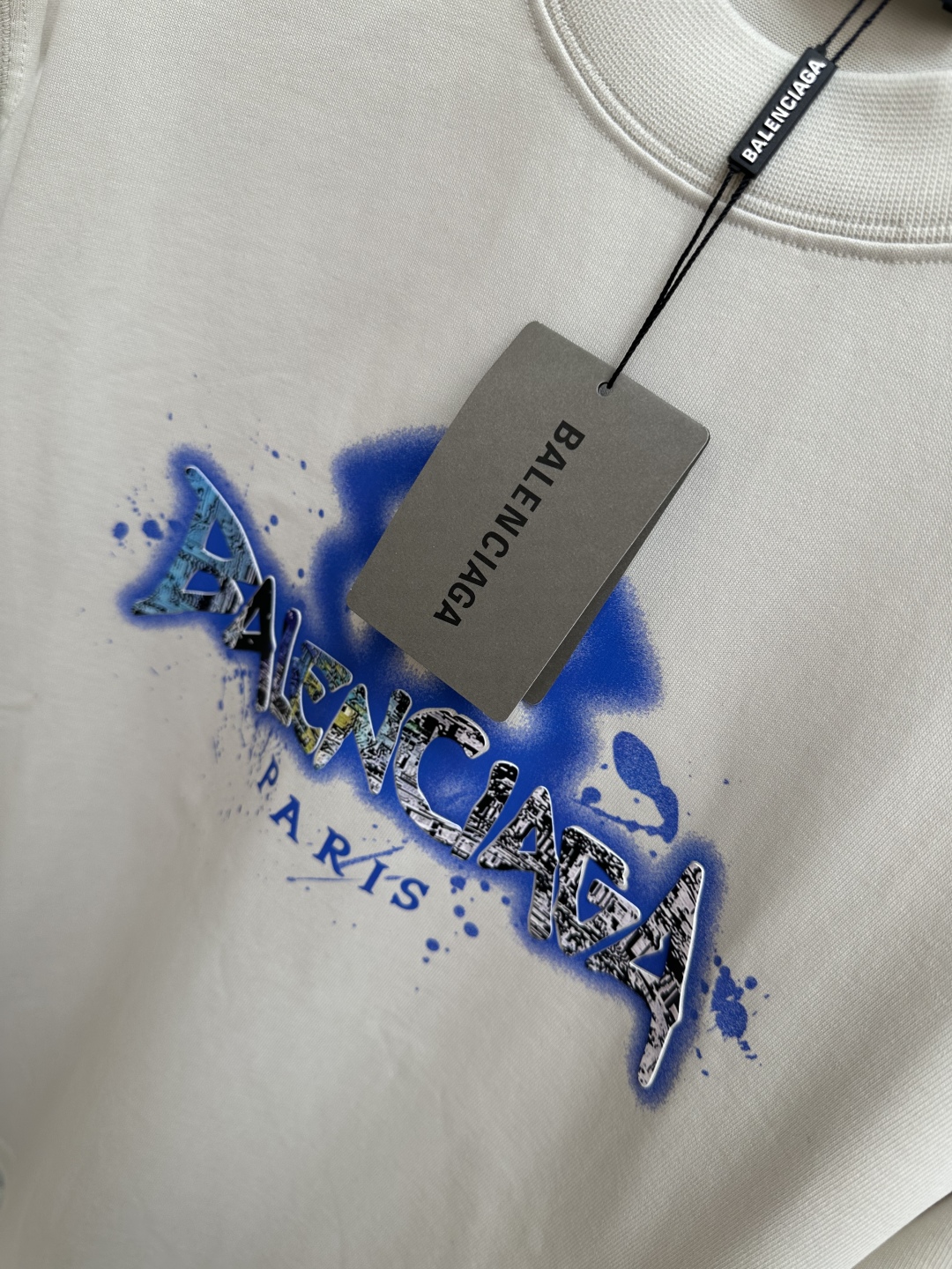 Balenciaga Paris Graffiti T-Shirt Short Sleeve Casual Tee, Available in S-2XL 6 cmp i1748435894240 6191 0 4