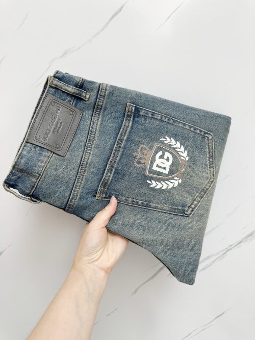 Dolce & Gabbana Distressed Wash Denim Jeans with Logo Embroidery 1 Dolce & Gabbana Distressed Wash Denim Jeans with Logo Embroidery