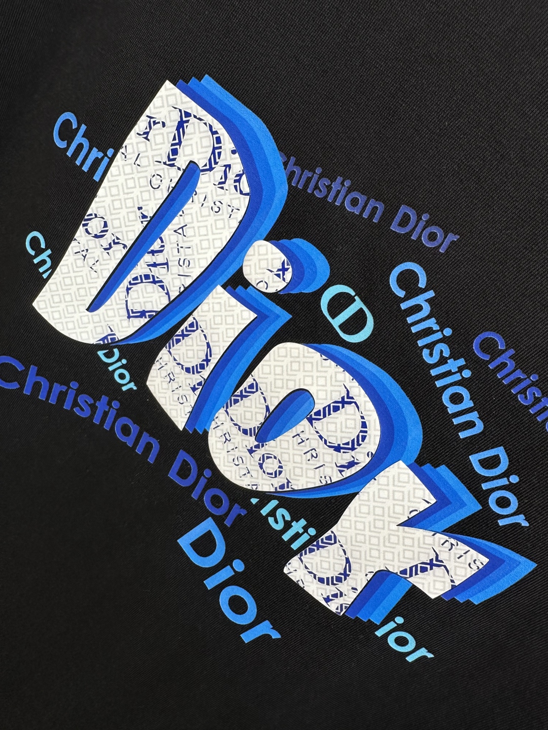 Dior Women's Short Sleeve T-Shirt | Comfortable and Stylish Top 7 cmp i1749383366393 5909 0 5