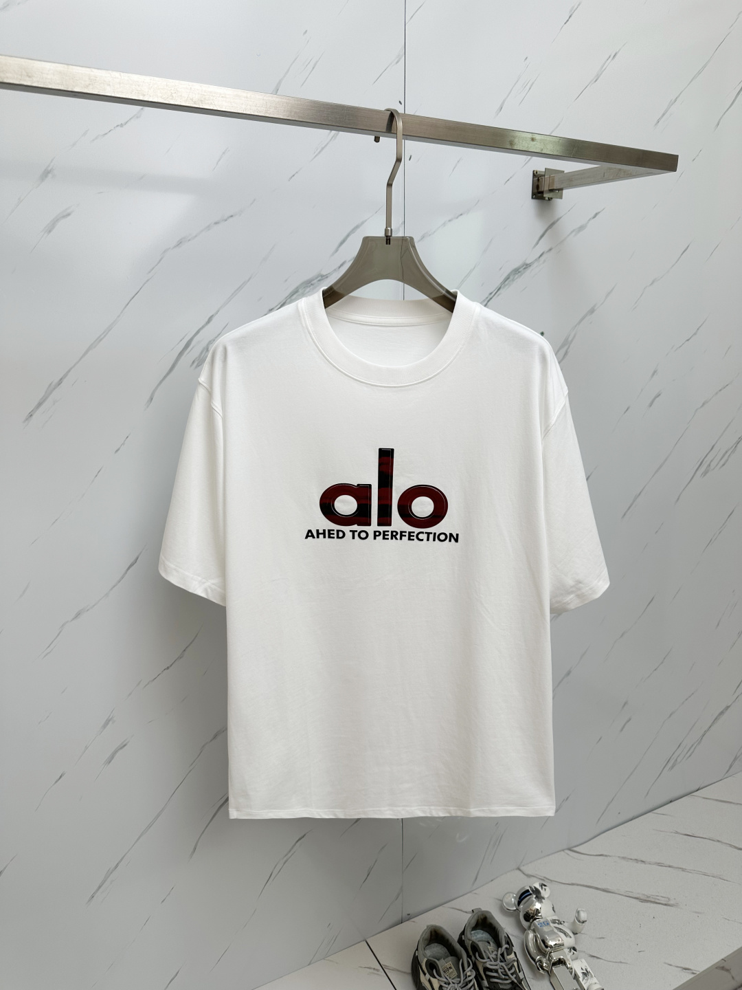 NO:488685,DIOR High-end quality 25 new SS autumn and winter products with short sleeves, high quality, moderate thickness, high comfort, MP washable and durable, autumn items, good winter base products, must be spare for two pieces. Special recommendations from relatives and friends, gifts are also the best choice!  Code number XS—2XL,dior,T-shirt,alexander wang19860909DIOR 高端品质 25款SS秋冬新品打底短袖 质量杠杠的 厚度弹性适中 舒适性高 MP耐洗耐穿 秋季单品 冬季打底佳品 务必人手两件备用 亲戚好友特别推荐款 送礼也是最佳选择！ 码数XS—2XL,,dior,T-shirt,alexander wang,Men's clothing