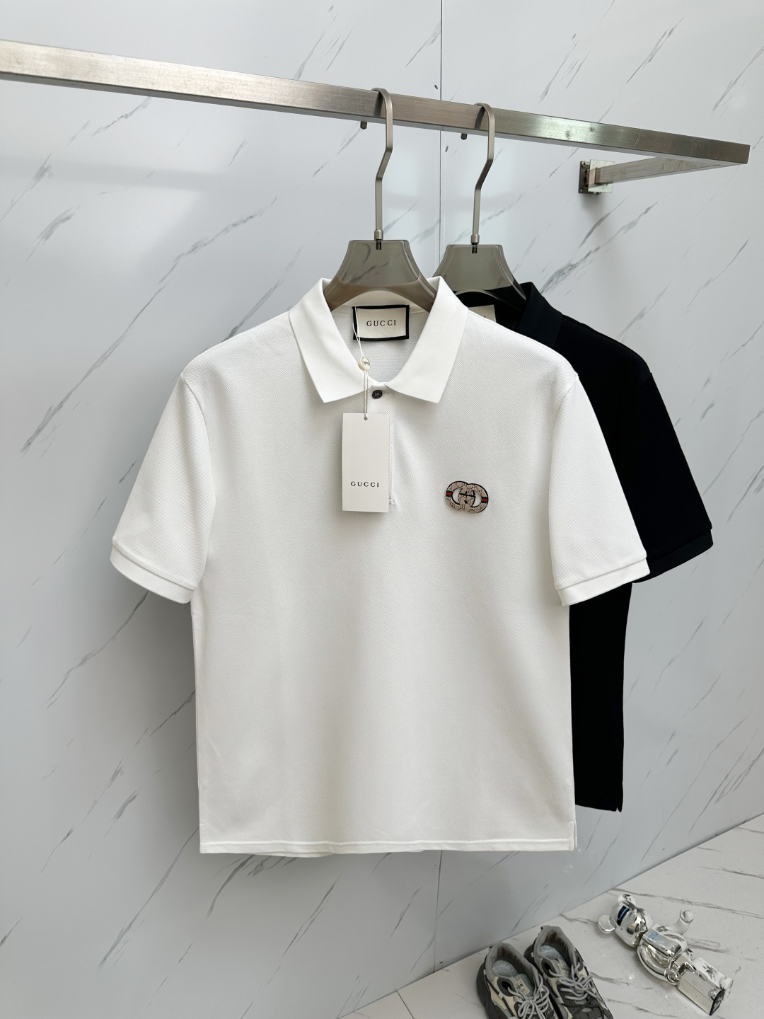 NO:482855,GUCCI's latest and most top version of Polo shirt short sleeves, the top quality. Jade silk has the best production process imported fabrics, unique design of the counter model, and imported high-end custom imported feel first-class!  !  Code number M-3XL, gucci, T-shirt, alexander wang19860909GUCCI 最新最顶级版本Polo衫短袖,最顶级的品质.玉蚕丝 顶级制作工艺进口面料,专柜款独特设计,采用进口高端订制进口手感一流！！码数M—3XL,,gucci,T-shirt,alexander wang,Men's clothing