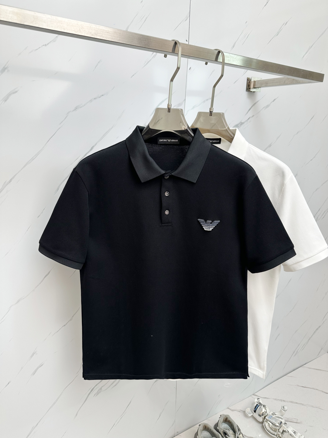 NO:450289,Amani's latest and most top version of Polo shirt short sleeves, the best quality. Jade silk top production craft imported fabrics, unique design of the counter model, imported high-end custom imported feel first-class!  !  Code number M-3XL, T-shirt,alexander wang19860909Amani 最新最顶级版本Polo衫短袖,最顶级的品质.玉蚕丝 顶级制作工艺进口面料,专柜款独特设计,采用进口高端订制进口手感一流！！码数M—3XL,,T-shirt,alexander wang,Men's clothing