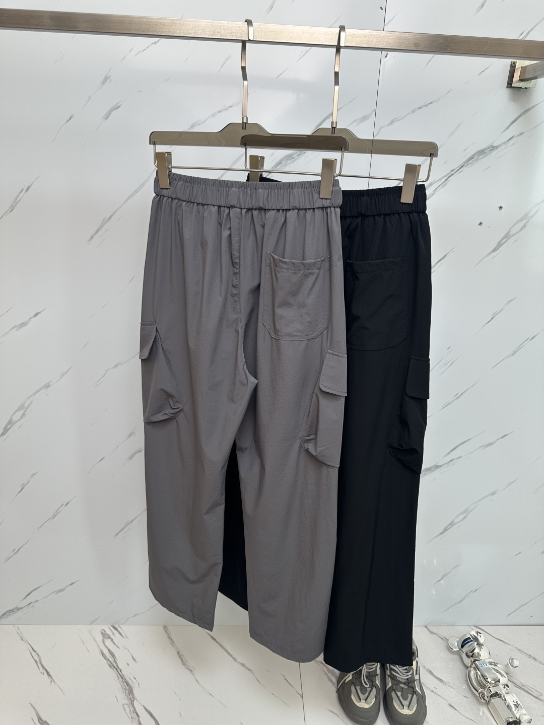 “European Fabric Bursting Pants: Cool Design, Excellent Quality, Sizes M-3XL” - 图片 9