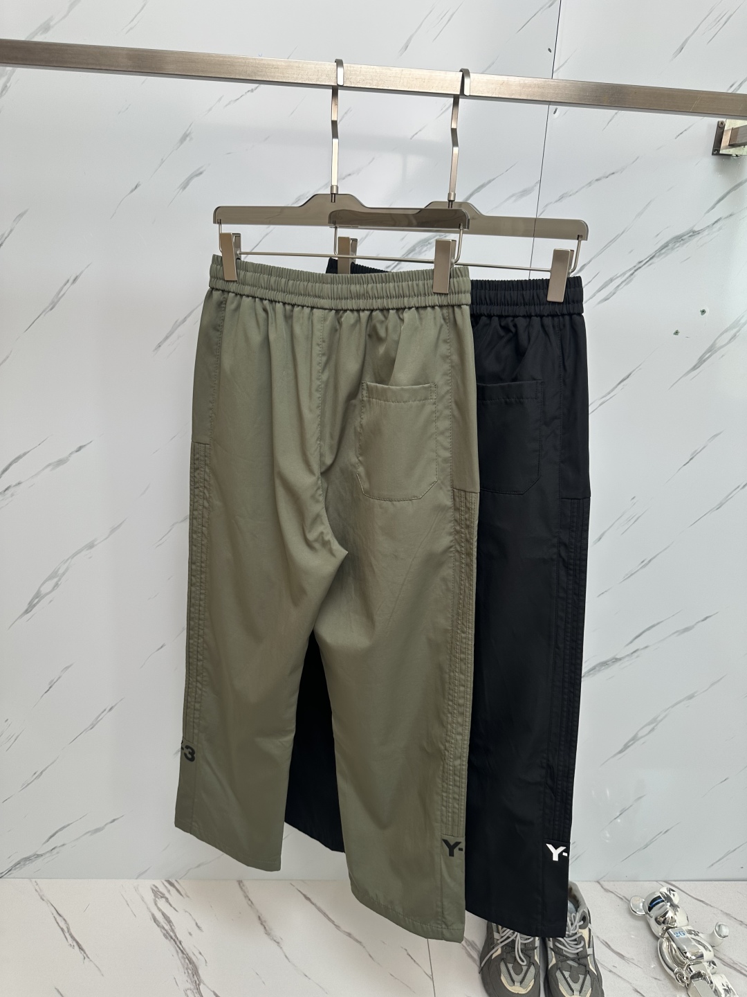 “European Fabric Bursting Pants: Cool Design, Superior Quality, High Tide Fashion Statement” - 图片 9