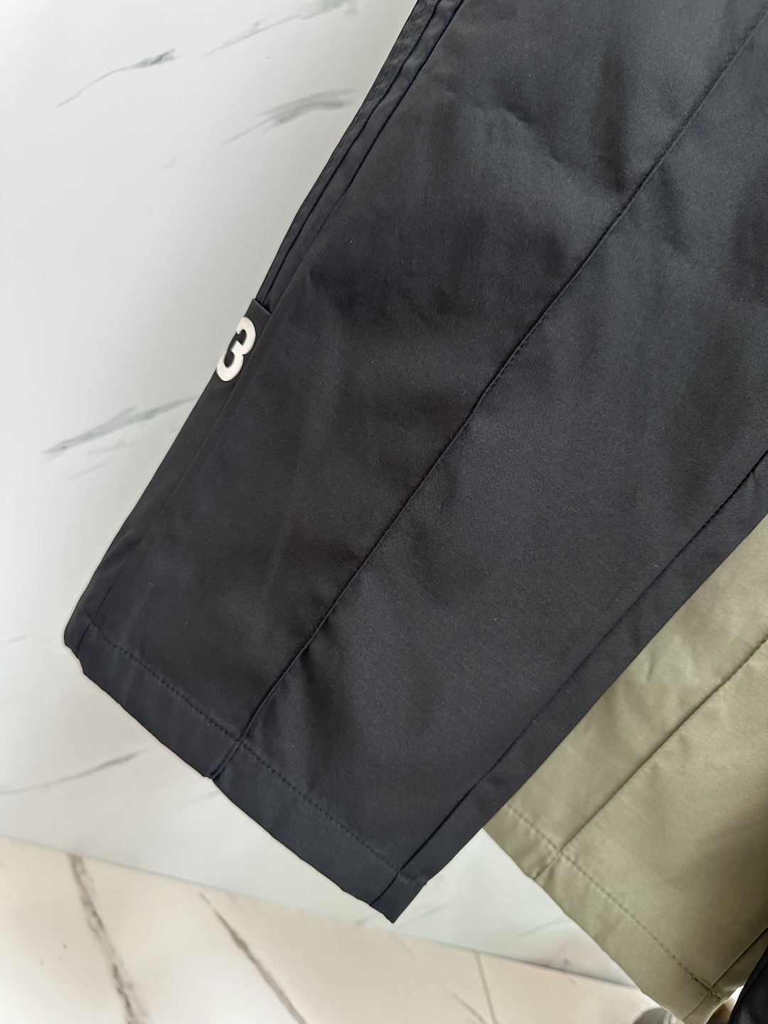 “European Fabric Bursting Pants: Cool Design, Superior Quality, High Tide Fashion Statement” - 图片 5