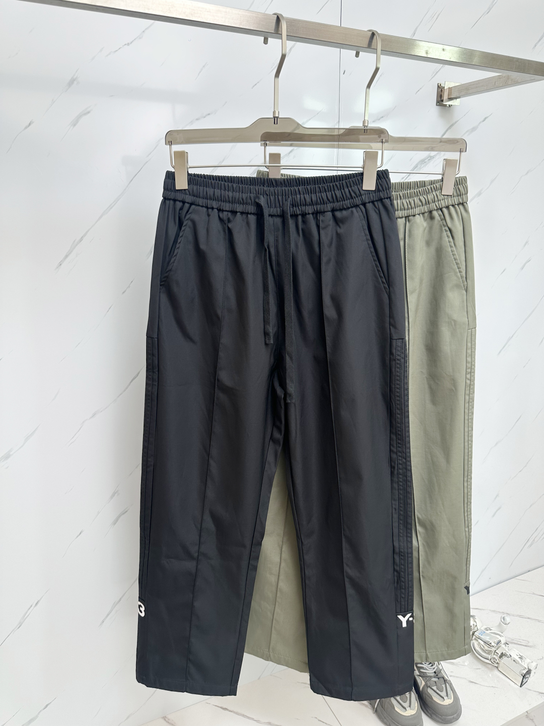 “European Fabric Bursting Pants: Cool Design, Superior Quality, High Tide Fashion Statement”