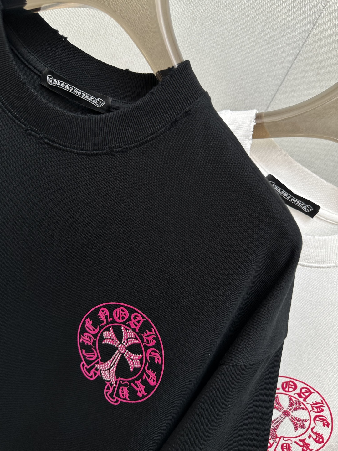 Chrome Hearts 2025 Spring/Summer Big Logo Round Neck Short Sleeve T-Shirt 5 cmp i1753446512359 9432 0 3