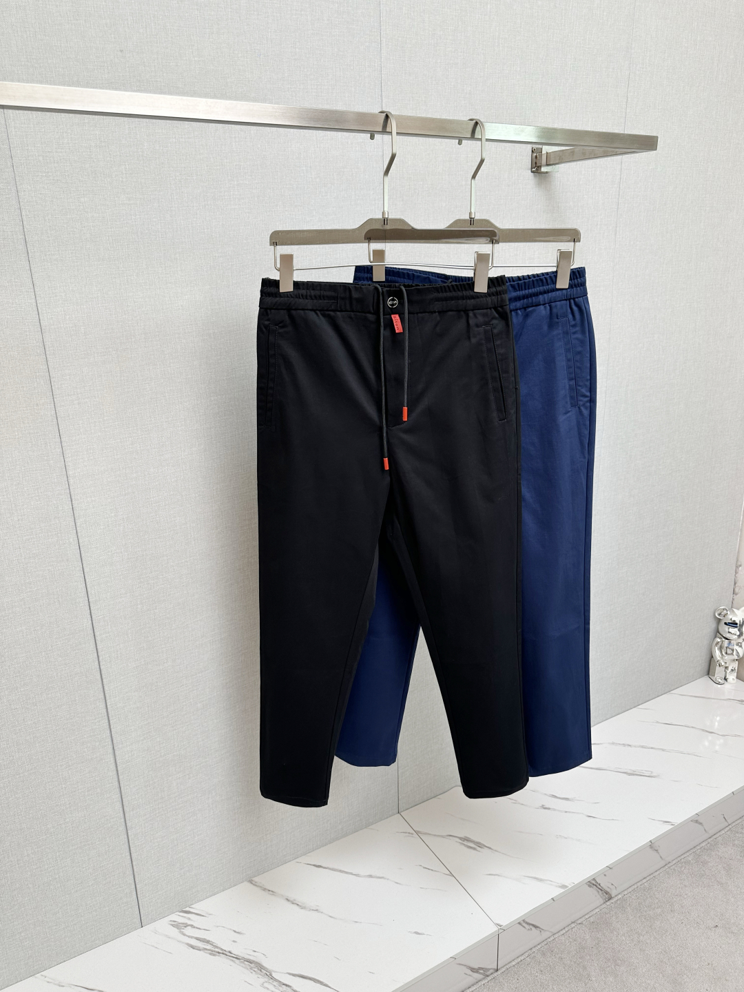 Kiton Heren Casual Broek - Strakke Snit, Premium Stof
