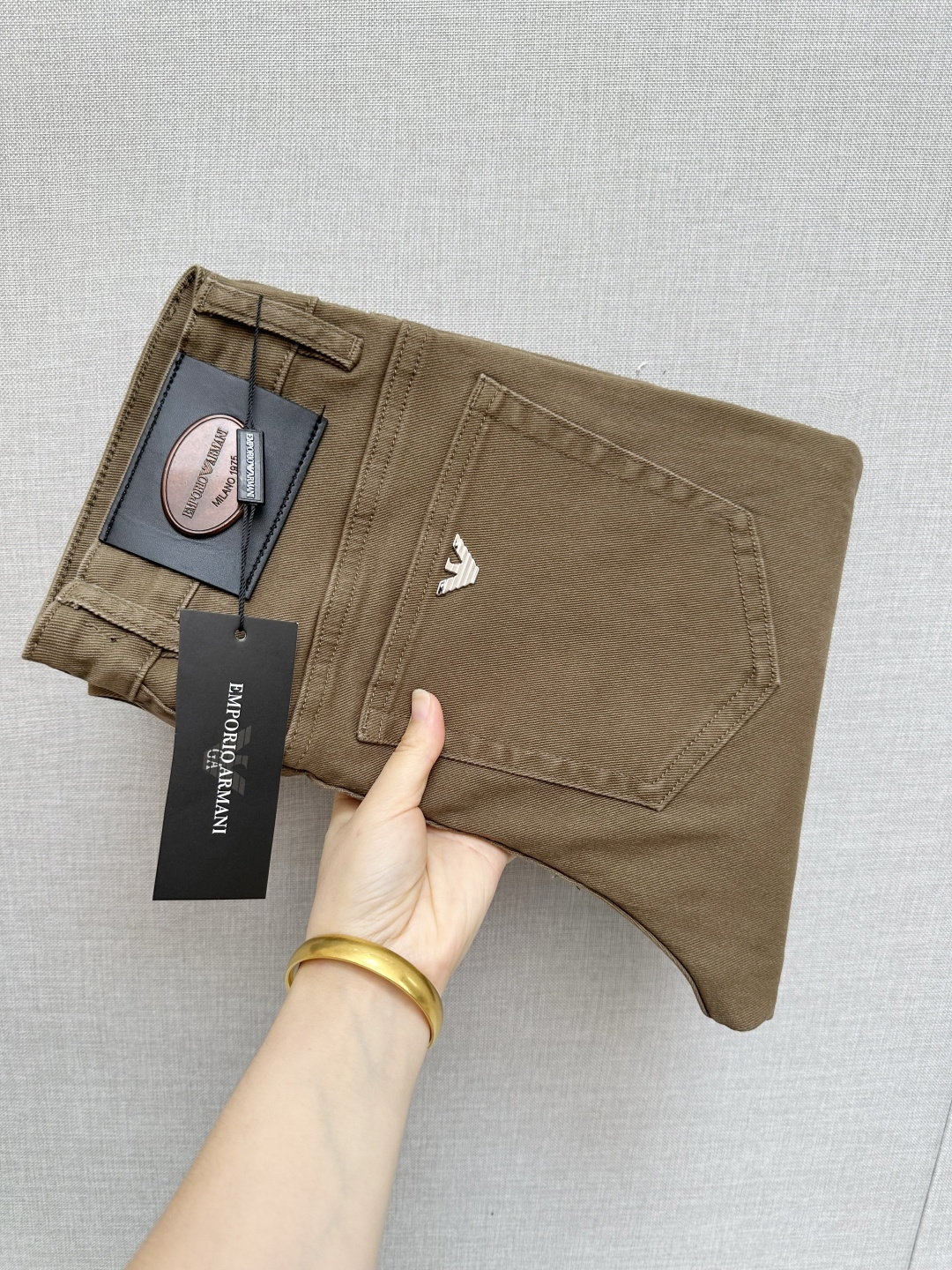 NO:522380,Amani original wash casual jeans, imported original wash elastic fabric, comfortable and elastic, unique design, super positive style, comfortable and breathable, extremely high grade, counter quality, handsome upper body, 29-38, jeans, alexander wang19860909Amani 原厂水洗休闲牛仔裤,进口原版水洗弹力面料,舒适有弹性,独特设计,版型超正,舒适透气,档次极高,专柜品质,上身帅气十足,码数29-38,,jeans,alexander wang,Men's clothing