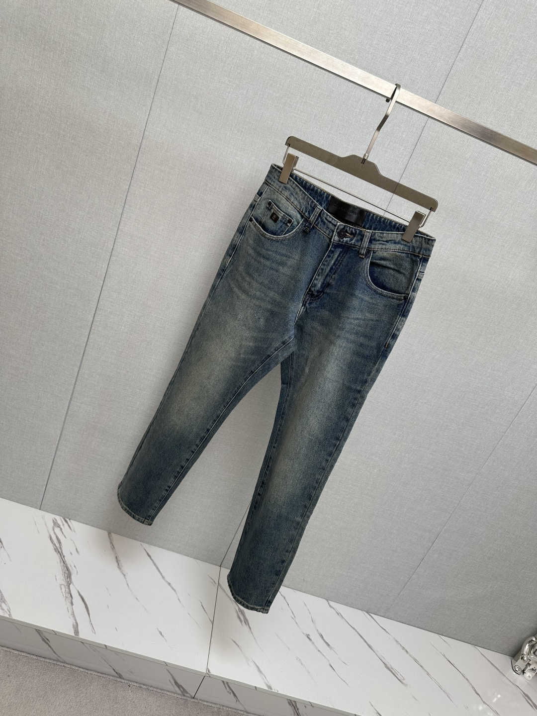 Dolce & Gabbana Men's Distressed Denim Jeans with Logo Detailing 8 cmp i1757073027527 4526 0 6