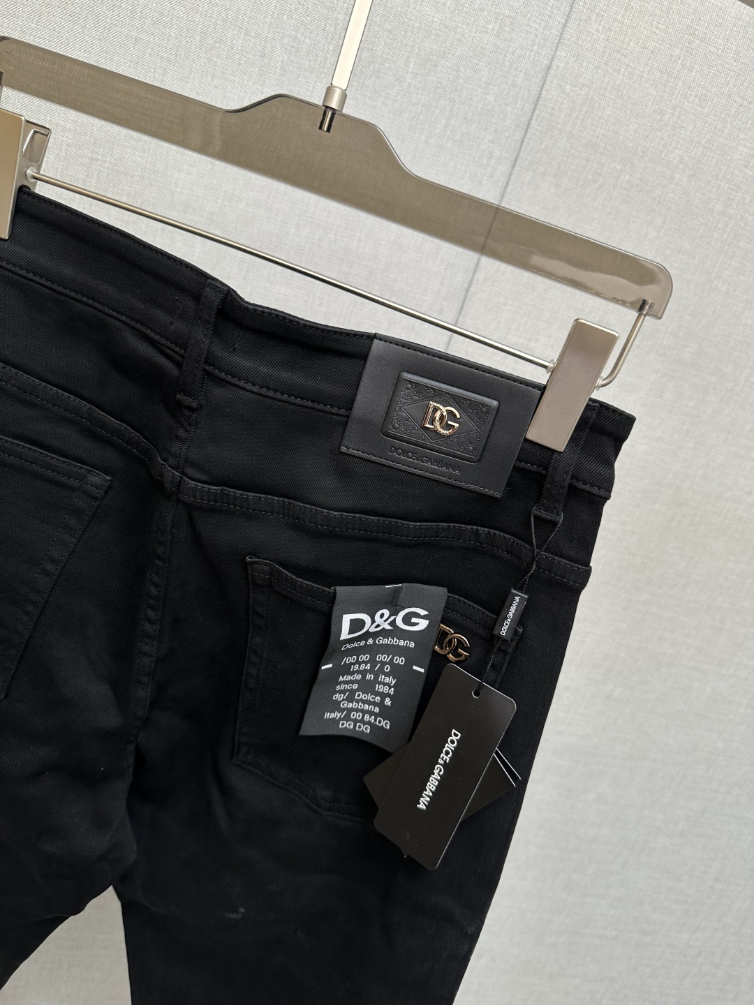 Dolce & Gabbana Men's Black Wash Denim Jeans with Logo 9 cmp i1757073114518 8928 0 7