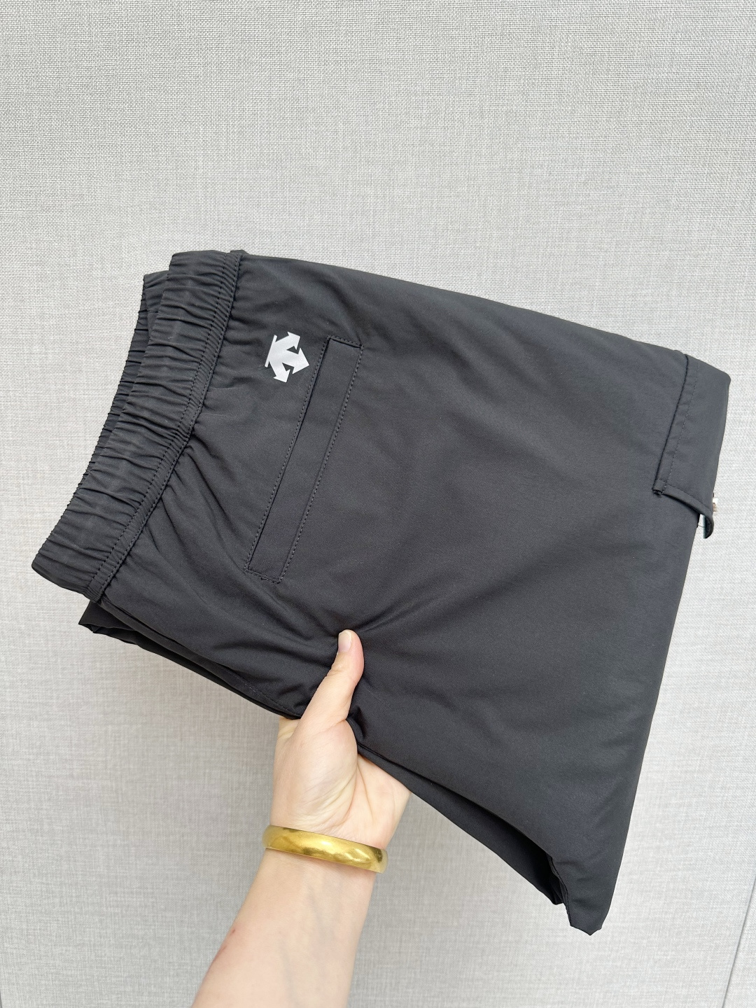 NO:653297,Descente Descente winter trousers men's large cotton trousers, cold-resistant Northeast Mohe, one pair for winter at minus 20 degrees, skin-friendly and warm, windproof, soft and comfortable fabric, no sense of restraint when worn, warm effect, color black, size M-3XL,,alexander wang19860909Descente 迪桑特冬装裤王 男士大棉裤 抗寒东北漠河零下20度一条过冬 亲肤暖和 防风 面料柔软舒适 穿着无束缚感保暖效果嘎嘎滴 颜色黑色 码数M-3XL,,alexander wang,Men's clothing