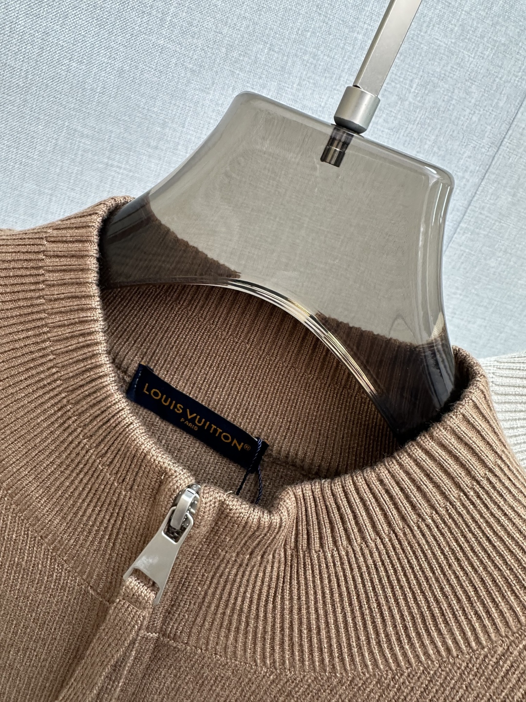 Louis Vuitton Wool Sweater with Embroidered Logo - Classic & Comfortable 4 cmp i1764846732434 5645 0 2