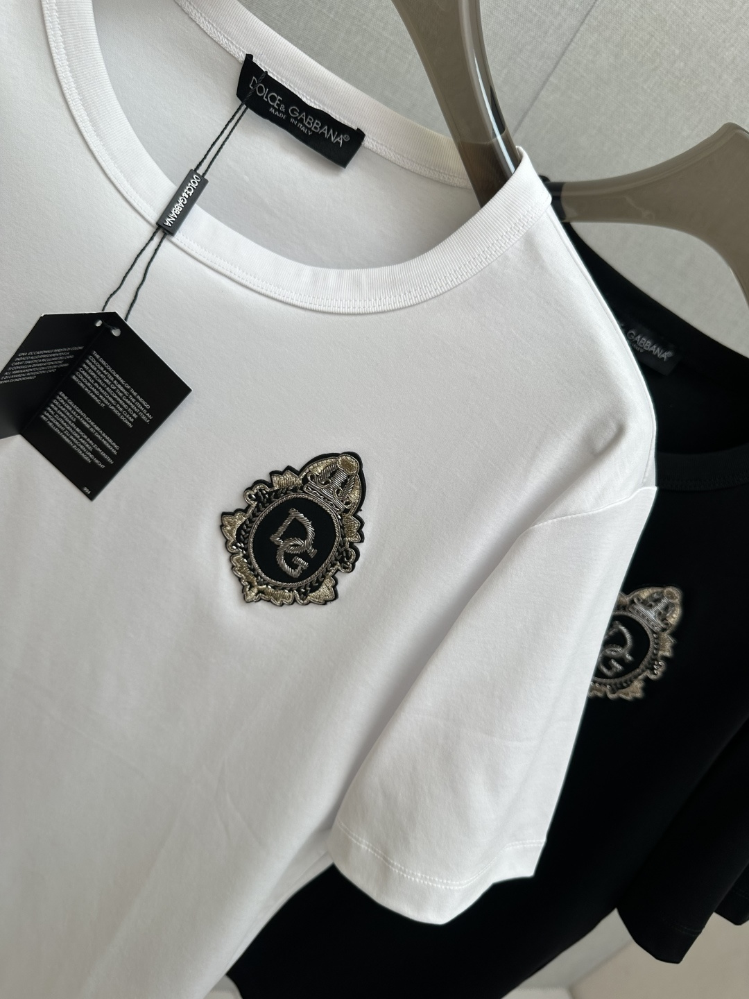 DG 2026ss 春夏新款首发专柜最新款短袖圆领T恤 高端订制 设计前卫时尚！手感柔软.穿着舒适.专柜
