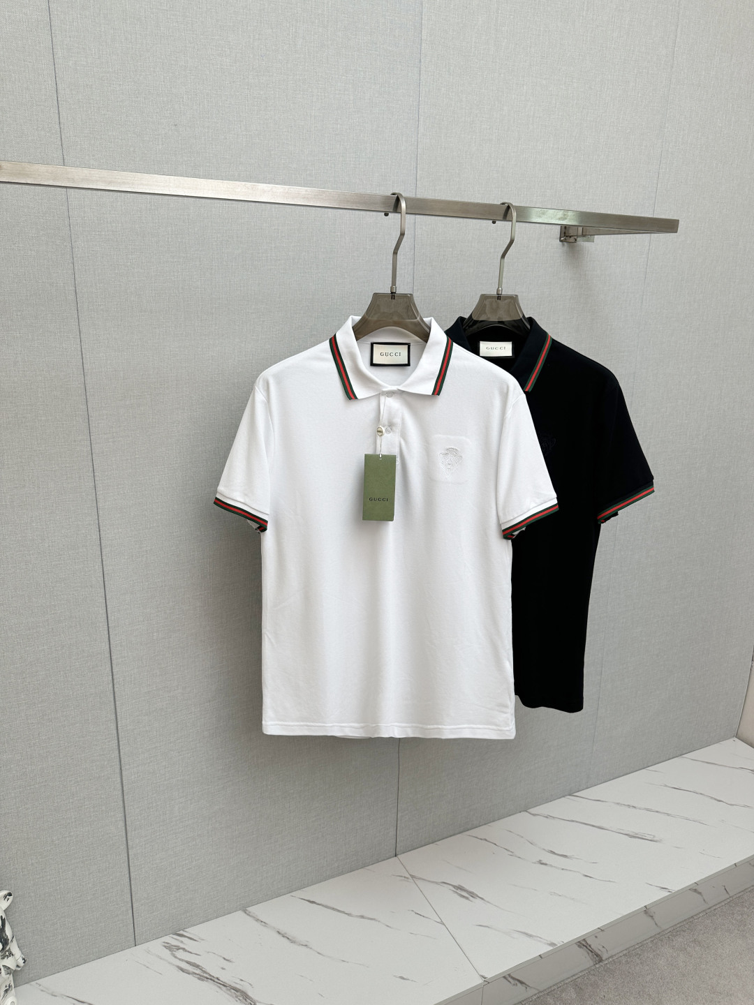 P210 Nuevo oficial 2026, polo de manga corta con cuello vuelto para hombre, lanzado simultáneamente en tiendas oficiale…
