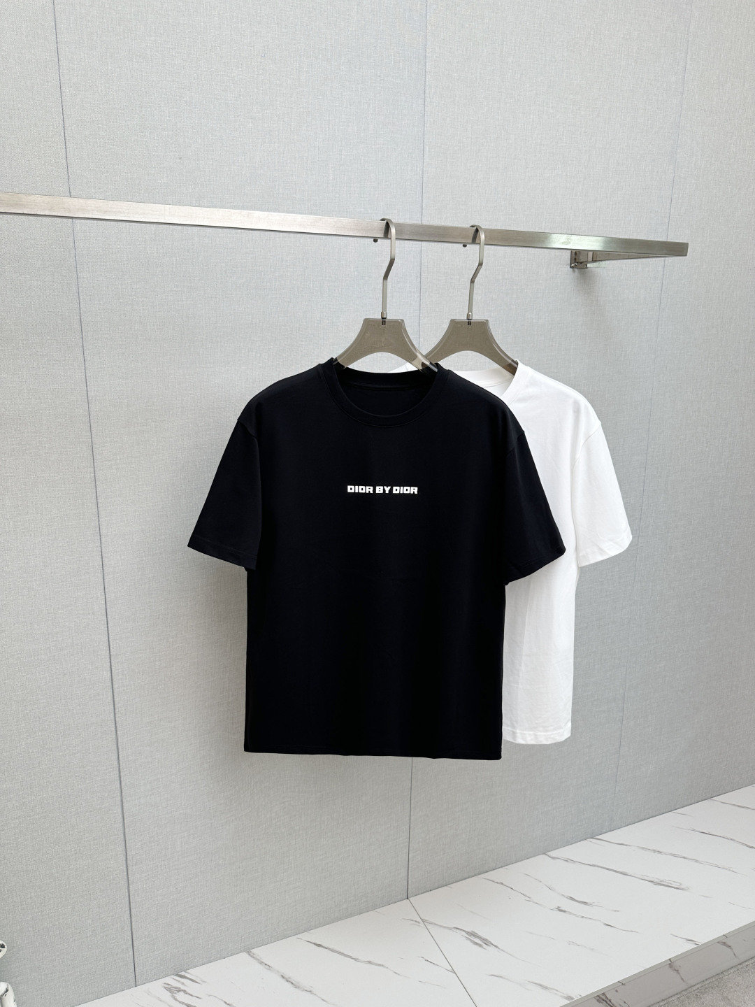 P210 2026 ¡nueva camiseta de manga corta! ¡Mismo estilo para hombres y mujeres! ¡Camiseta de manga corta moderna e info…