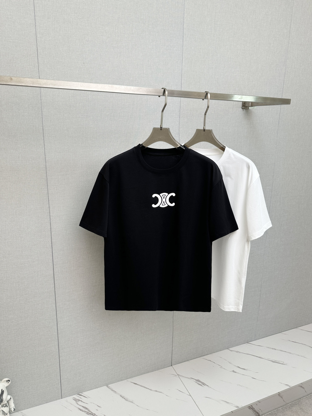 P210 2026 ¡nueva camiseta de manga corta! ¡Mismo estilo para hombres y mujeres! ¡Camiseta de manga corta moderna e info…