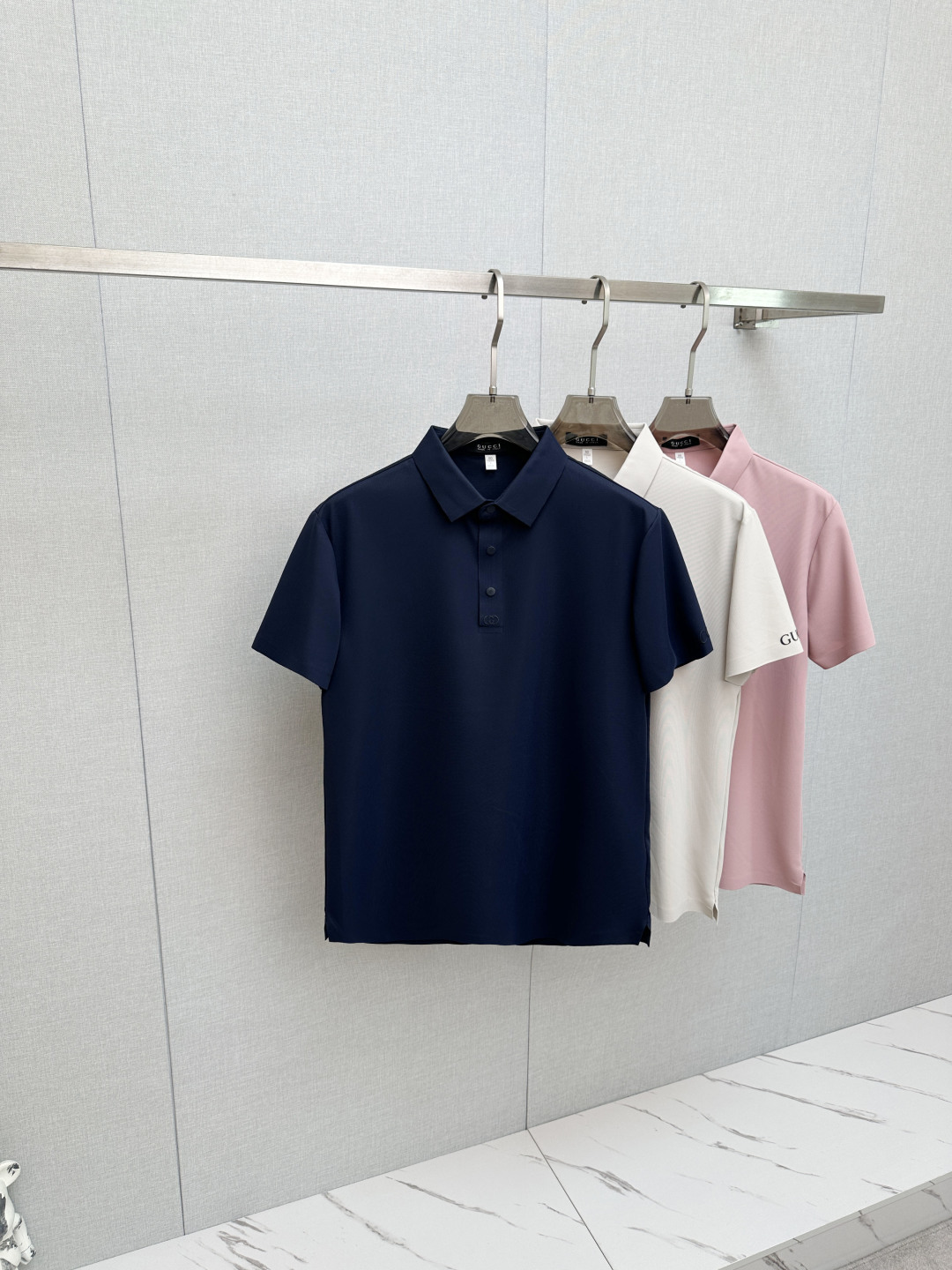 P210 GUCCI 2026 primavera/verano nuevo modelo, primera edición en tienda, camiseta de cuello redondo de manga corta, fr…
