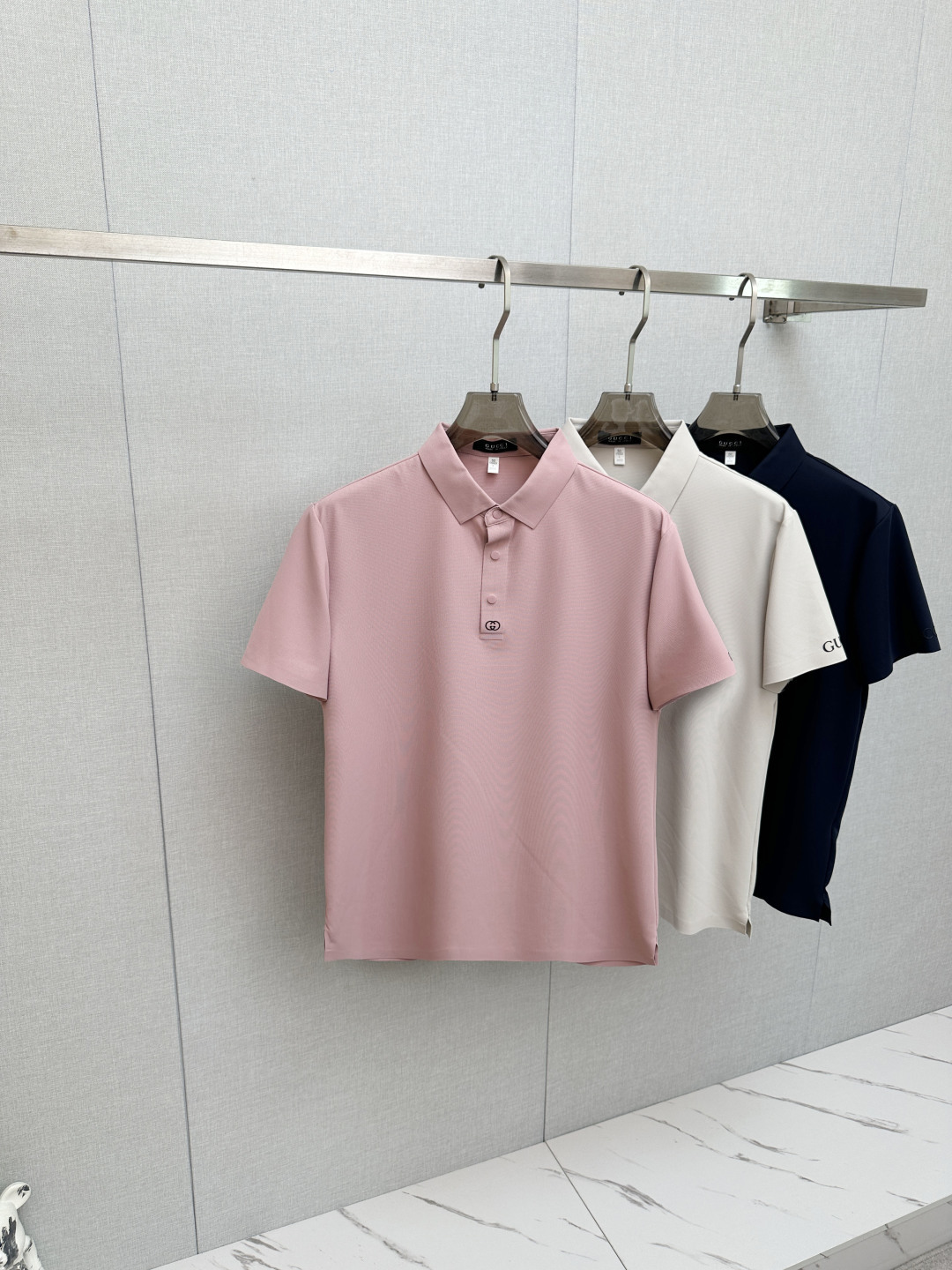 P210 GUCCI 2026 primavera/verano nuevo modelo, primera edición en tienda, camiseta de cuello redondo de manga corta, fr…