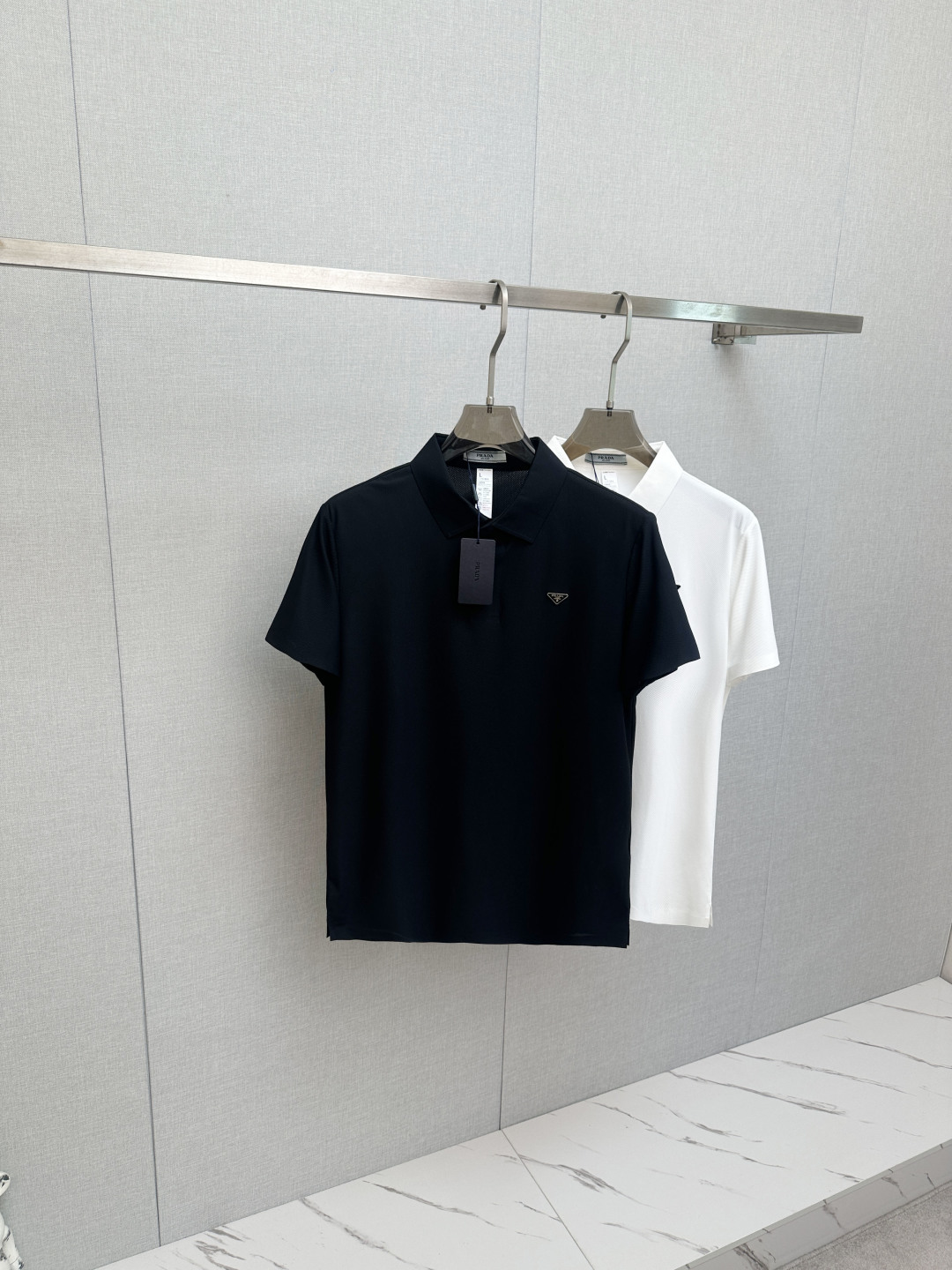 P210 Nuevo oficial 2026, polo de manga corta con cuello vuelto para hombre, lanzado simultáneamente en tiendas oficiale…