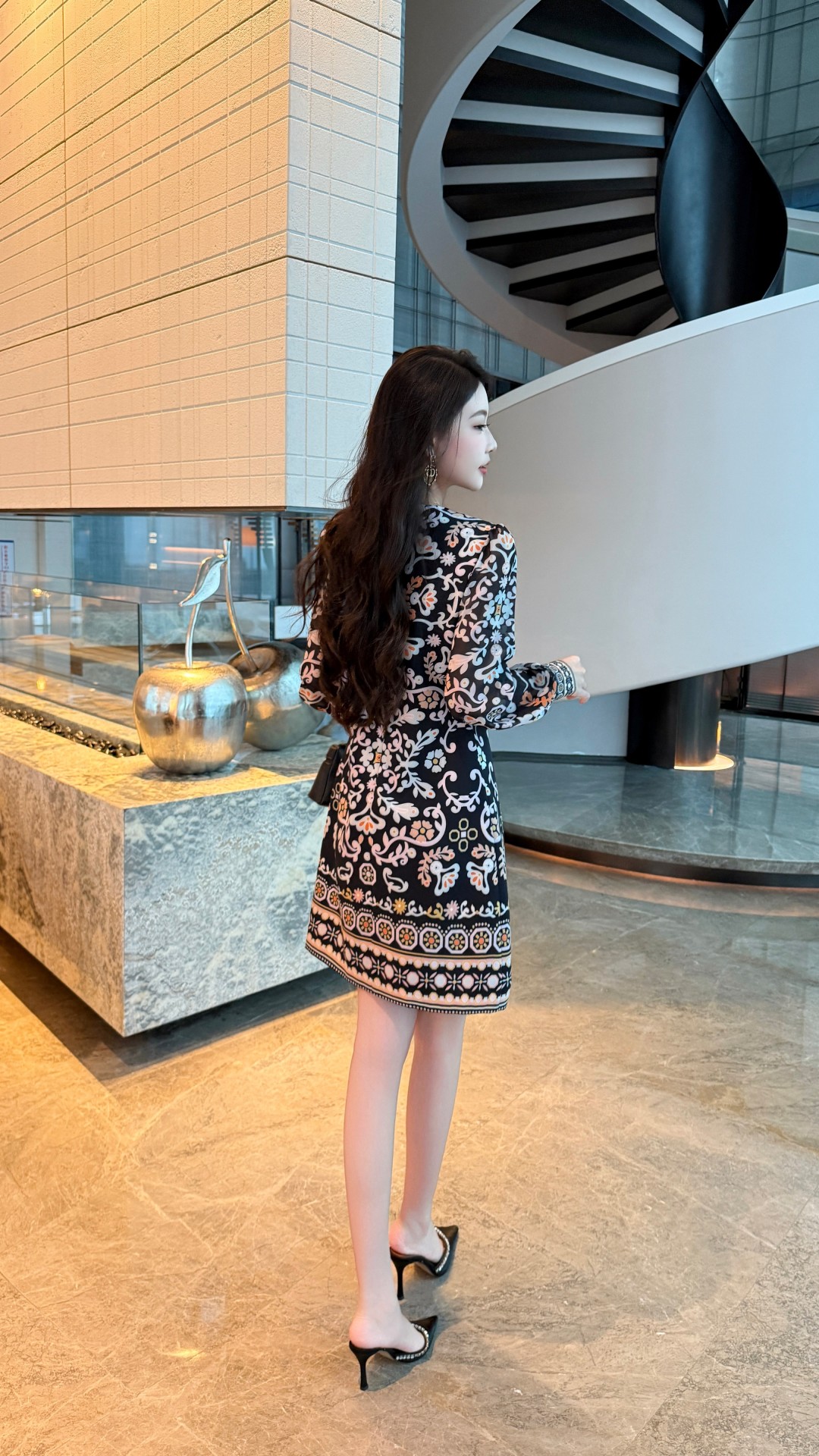 2025 French-Style Women’s Dress: High-End, High-Quality, Elegant, and Noble Atmosphere - 图片 7