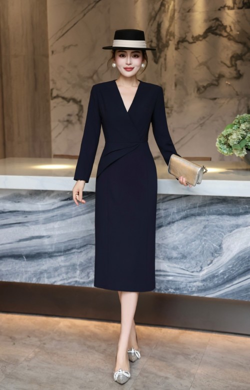 Elegant V-Neck Midi Dress - Sophisticated Style for Fall & Winter 2025 11 Elegant V-Neck Midi Dress - Sophisticated Style for Fall & Winter 2025