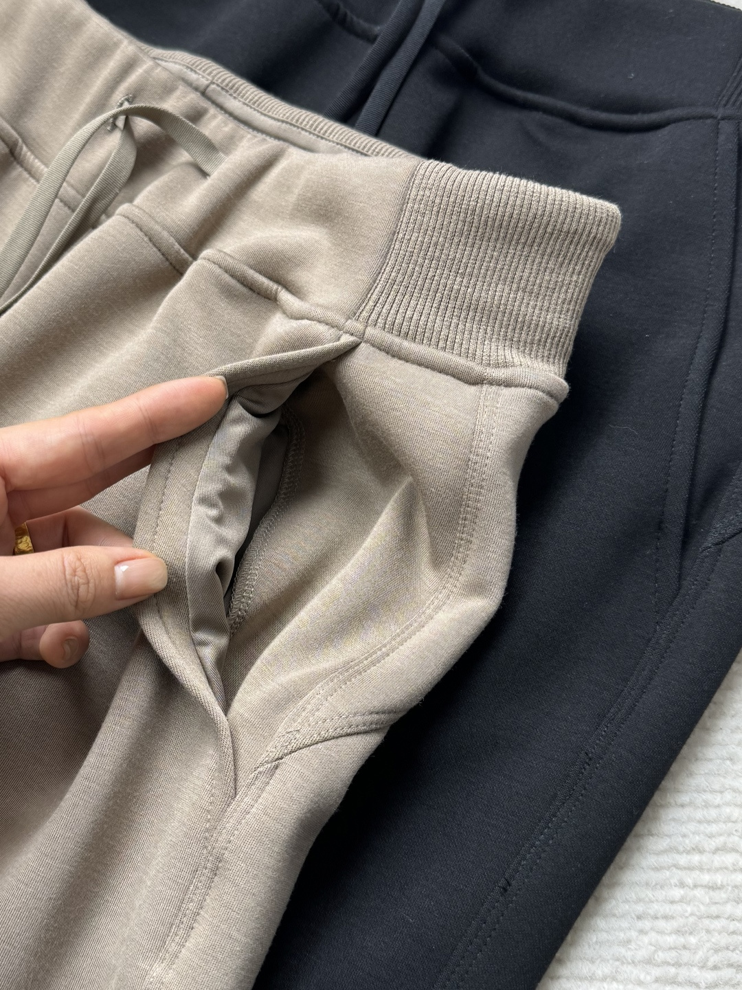 华伦天奴 Valentino 高定典藏名品高定奢养美妆护肤品口红粉底 #69F3CA0B 3