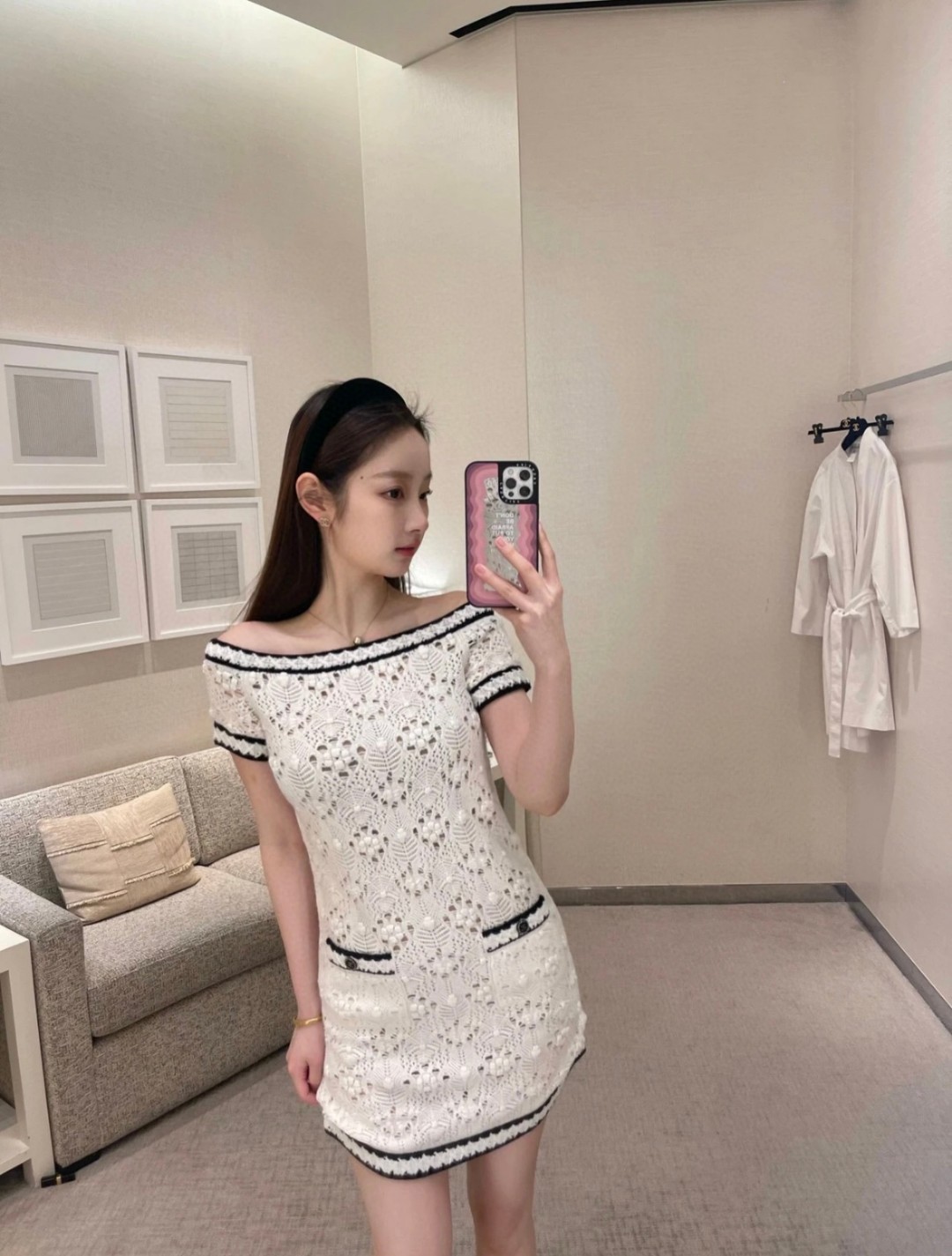Elegant Chanel Vintage Hollow-Out Short Sleeve Dress with Silk Lining 8 cmp a1747323618237 0747