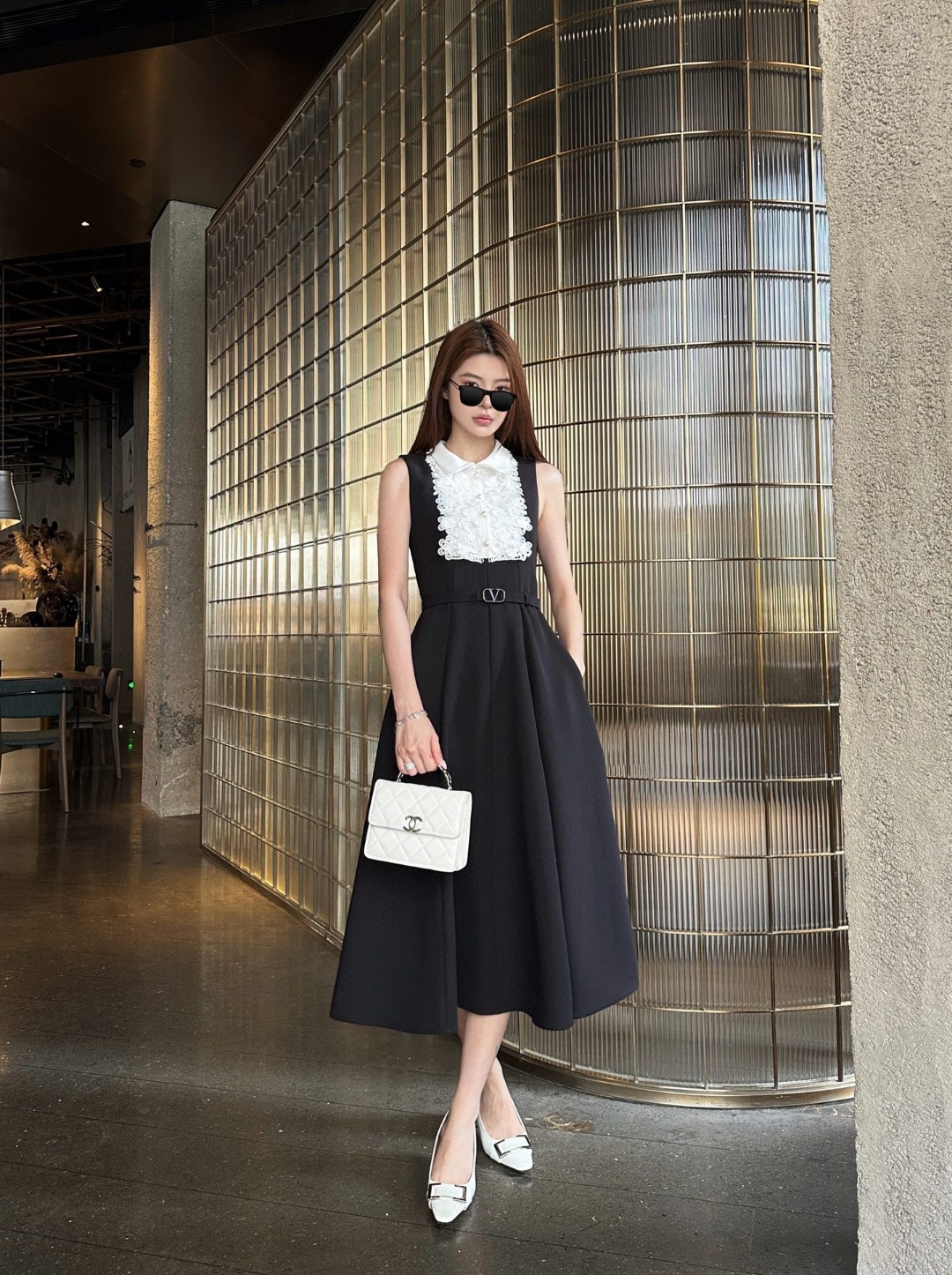 Elegant Sleeveless Lace Patchwork Maxi Dress - Premium Quality, Flattering Fit 8 cmp a1748184948138 8213