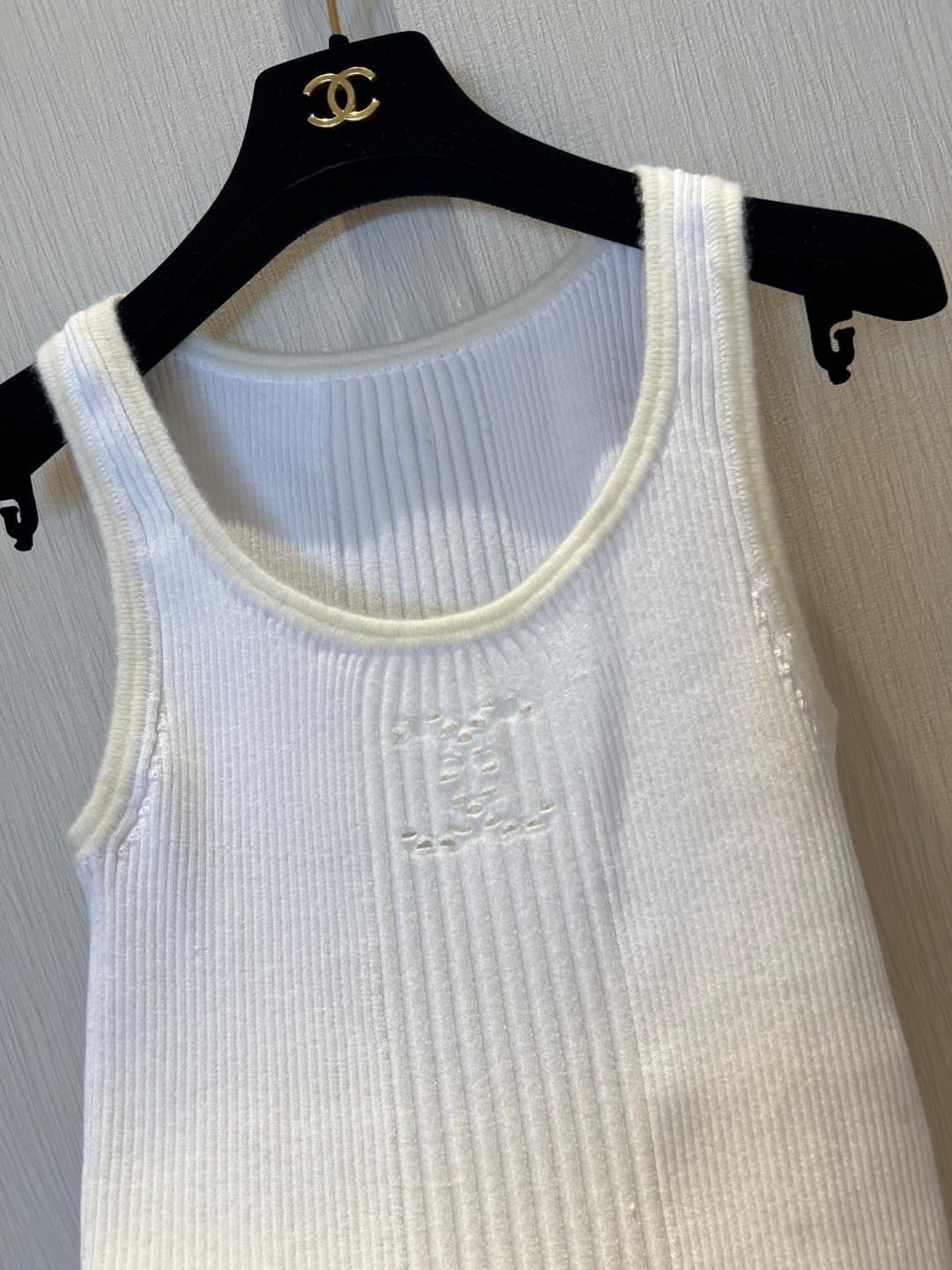 Women's Sleeveless Knit Tank Top - Comfortable & Stylish Knitwear Vest 8 cmp a1750689964009 1888