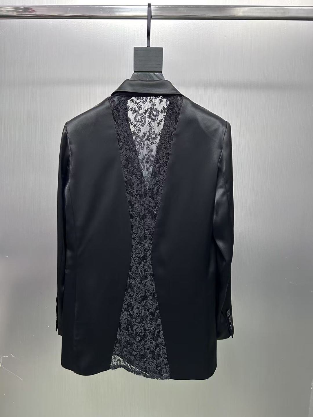 Yves Saint Laurent White Lace-Back Blazer - Pearl Luster, Stunning Design 9 cmp a1754149498117 6474