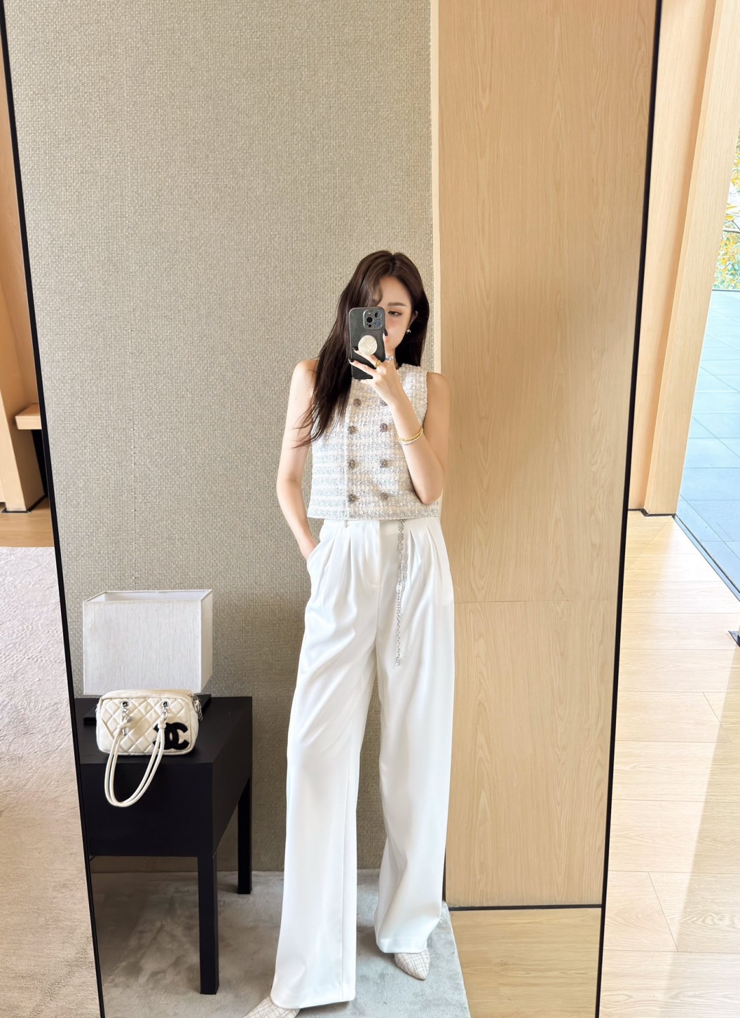 High-Waisted Wide Leg Trousers with Chain Detail - Chic and Versatile 9 cmp a1754752977743 8150