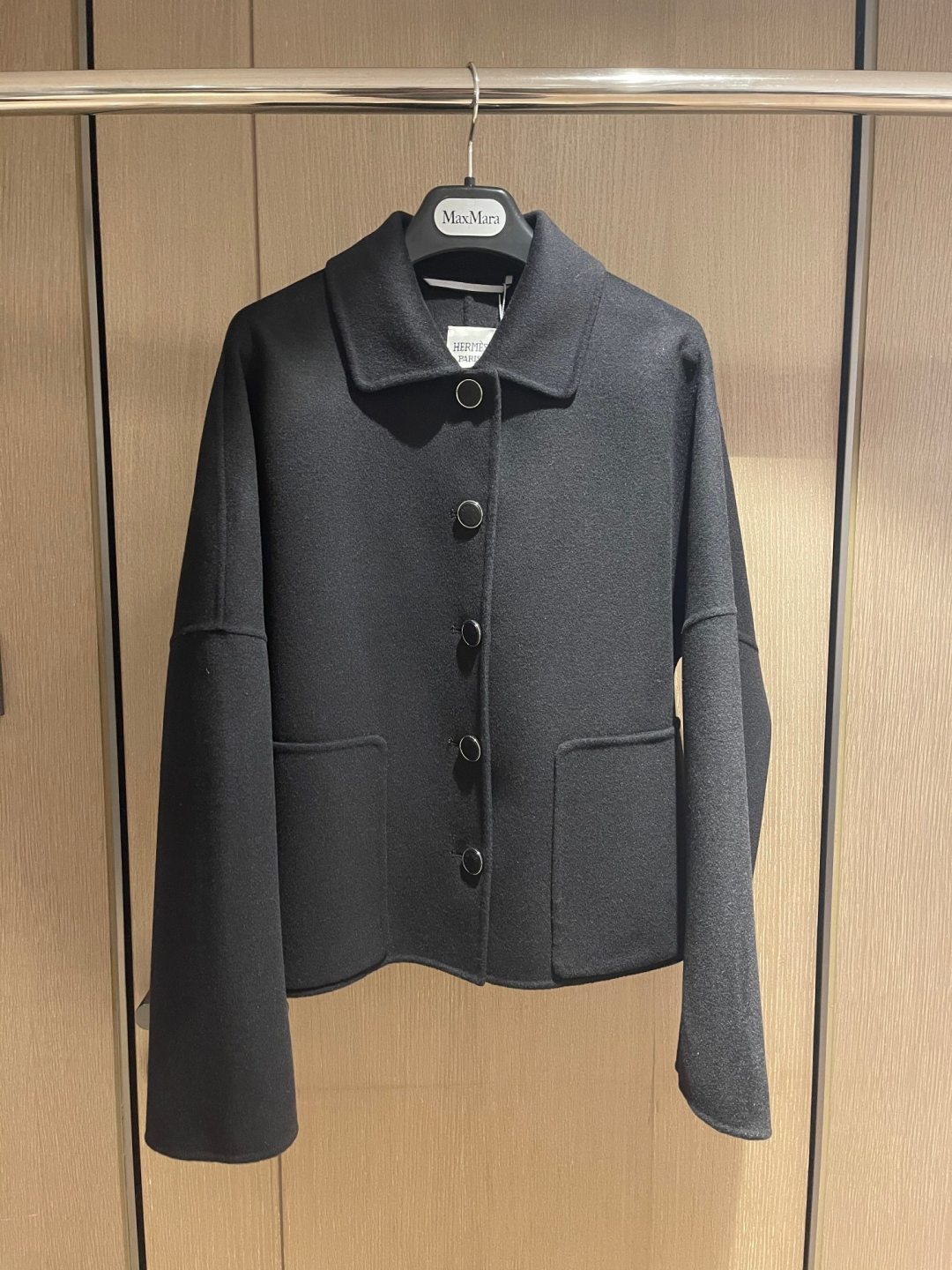 Elegant Cashmere Coat with Pocket Design - H$ Exclusive Collection 9 cmp a1756050371908 3804