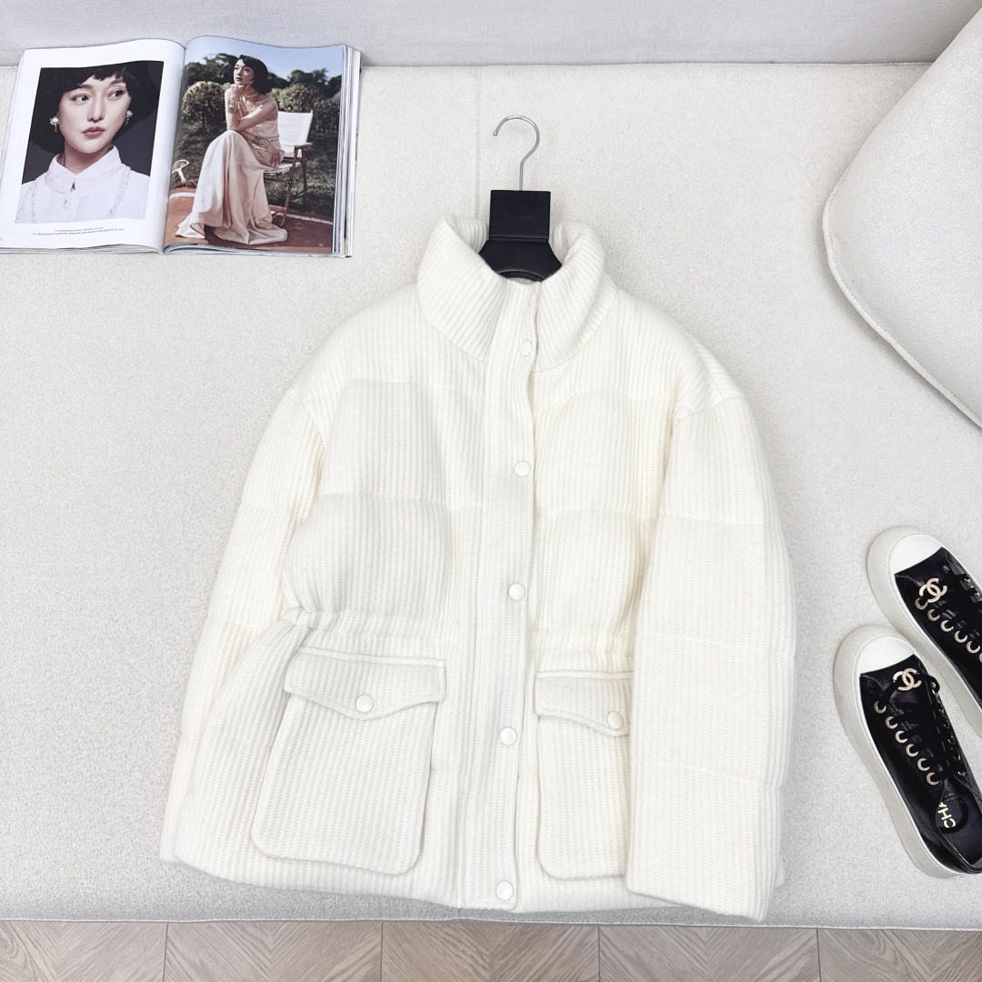 Luxury Cashmere Down Jacket with Drawstring Waist - Elegant Winter Style 9 cmp a1758467571267 5426